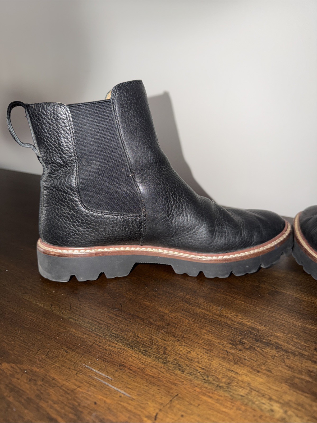 Madewell The Citywalk Lugsole Chelsea Boot in Leather True Black Size 8.5 EUC