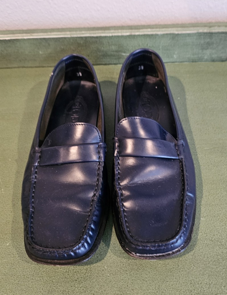 TOD’S Women’s Leather Loafers Navy Blue EU 39 US 8 SEE DESCRIPTION