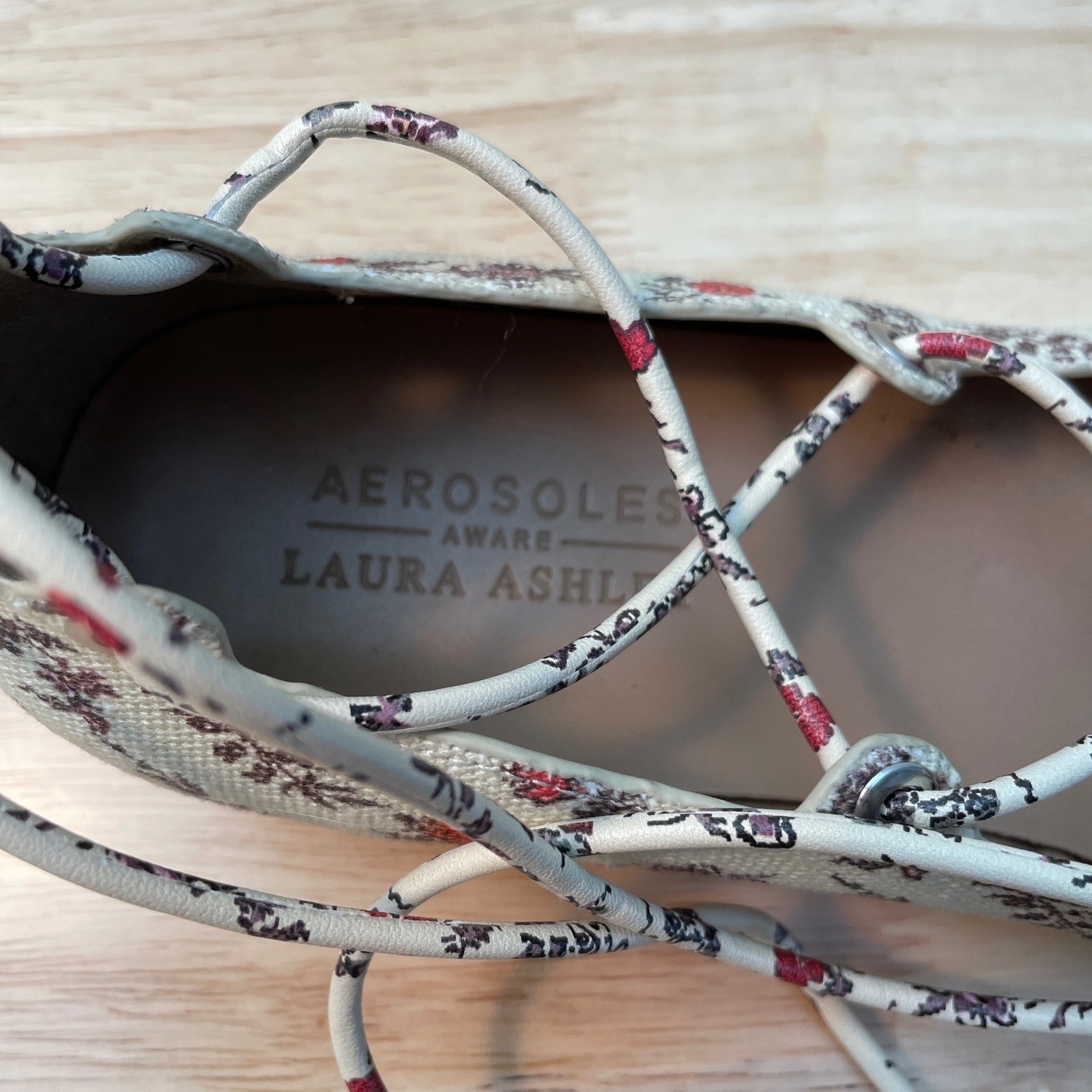 Aerosoles Aware Laura Ashley Floral Lace Up Ghillie Ballet Flats Cream Red 6.5