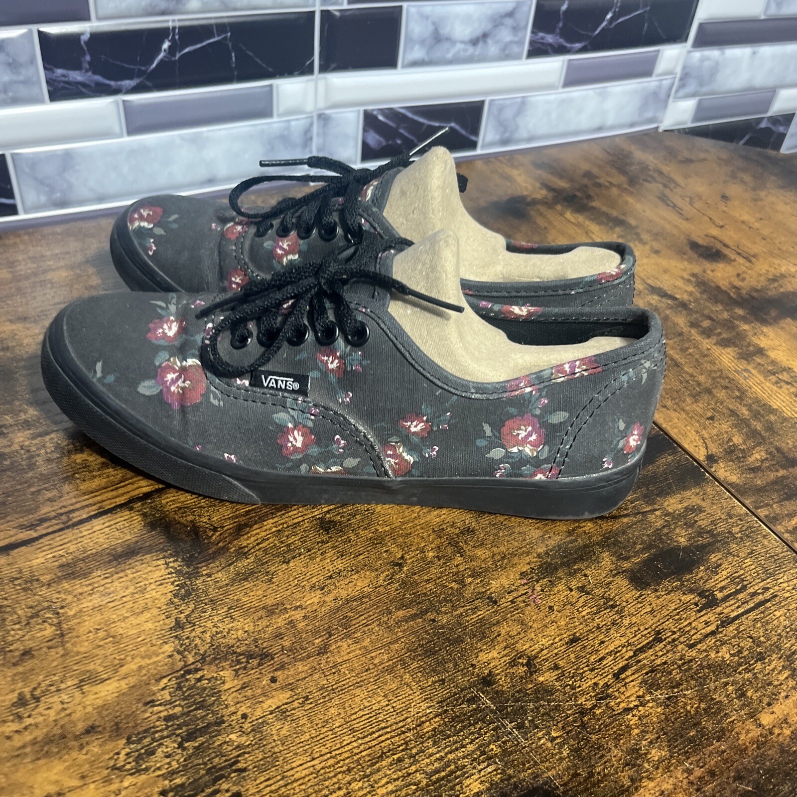 Vans Off The Wall Authentic Black Floral Aloha Classic Shoes Women 5 Men 3.5