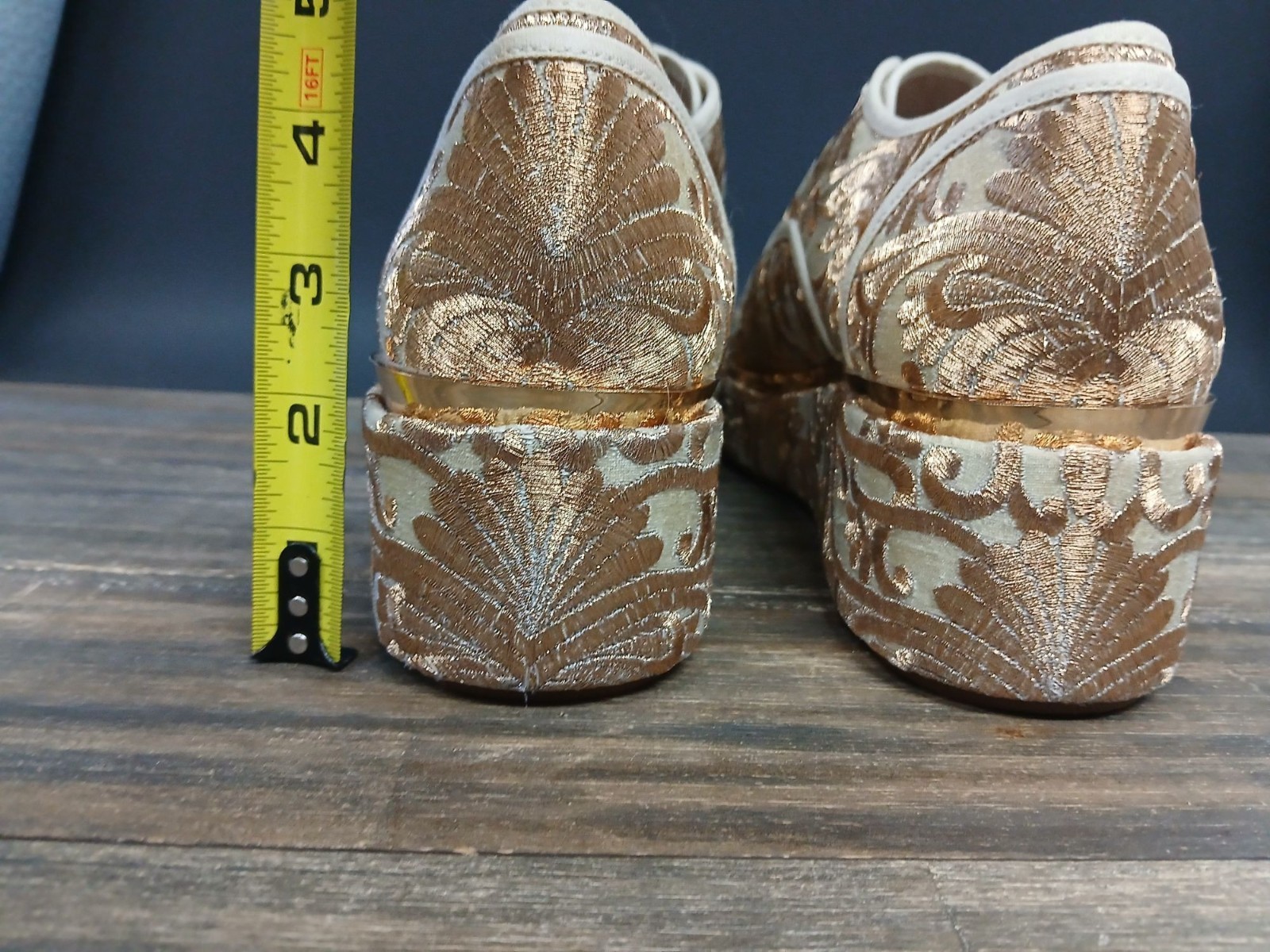 Tory Burch Platform Arden Oxford Shoes Gold Brocade Textile Leather Lining 9.5M