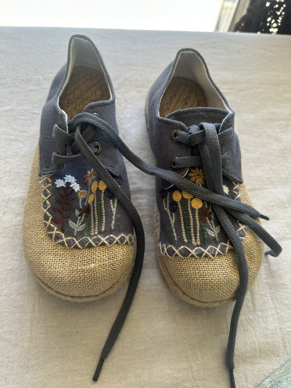 Spring Round Toe Fashion Chinese Style Shallow Women Retro Low Top Comfort Shoes