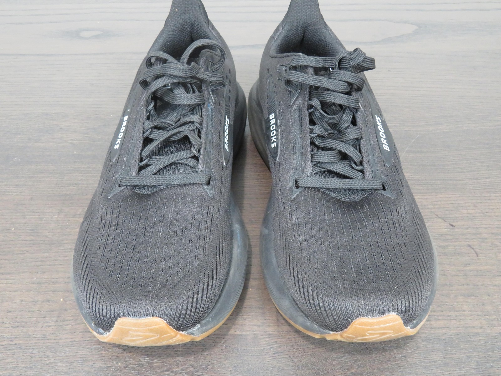 Brooks Revel 8 Shoes Womens 7 Black Running Sneakers Road Gym 1204561B072