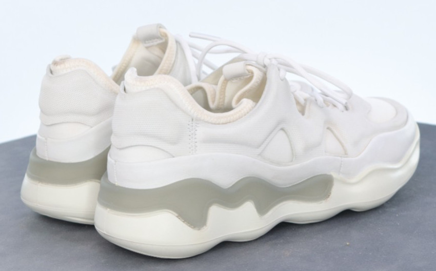 ECCO Elo Athletic $150 Women’s Sneakers Shoes Size EU 37 US 6-6.5 Leather White