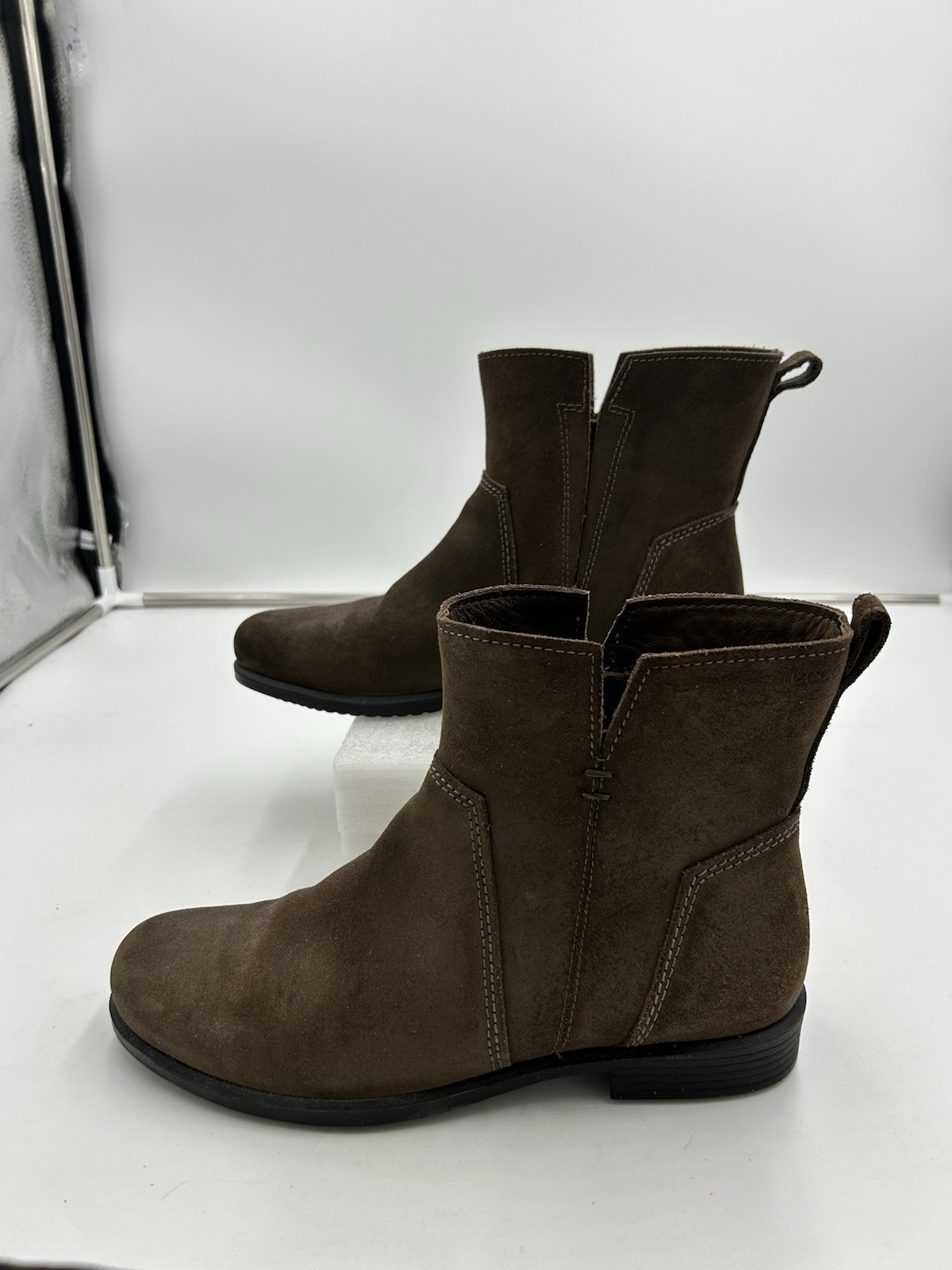 ECCO Touch 15 Brown Suede Chelsea Ankle Boots Comfort Pull On EU 40 US 9-9.5 NEW