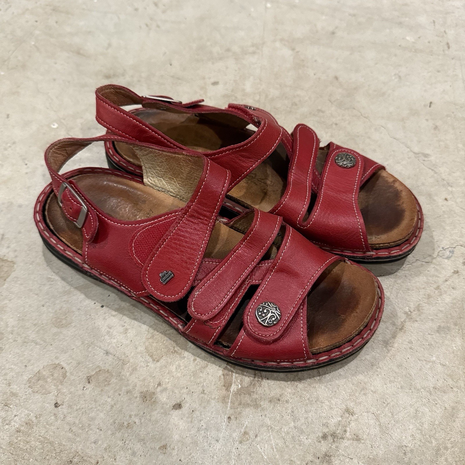Finn Comfort Gomera Red Leather Round Toe Straps Hook Loop Close Sz EU 37 (6.5)