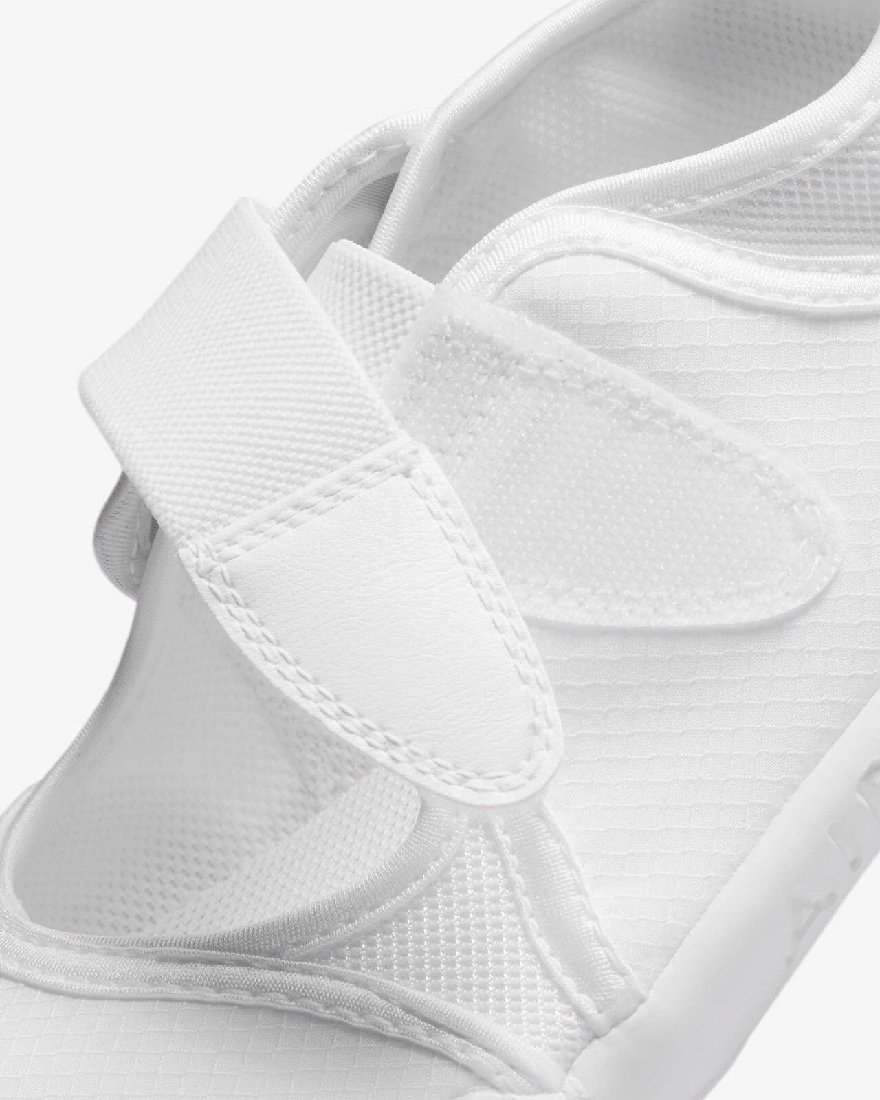 NIKE Women’s Air Lift Breeze DN1338-100 White Pure Platinum White