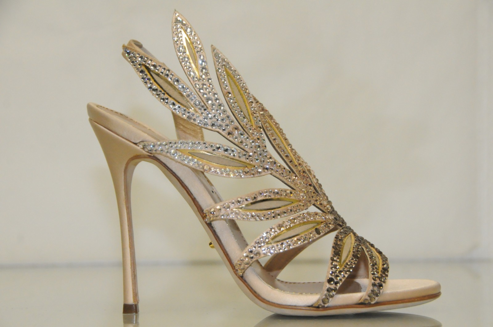 $2185 New Sergio Rossi NUDE Satin ROYAL STRASS Crystals Shoes 36 36.5 40 wedding