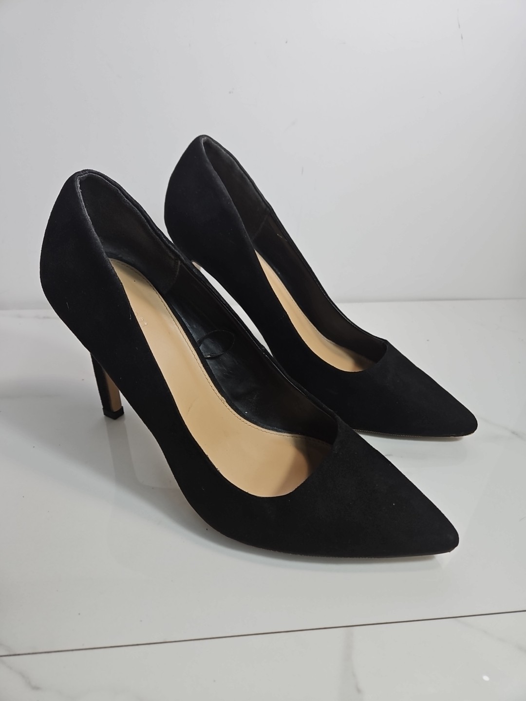 Forever 21 black Faux Suede Textile 4″ Heels Slip-On Shoes 8