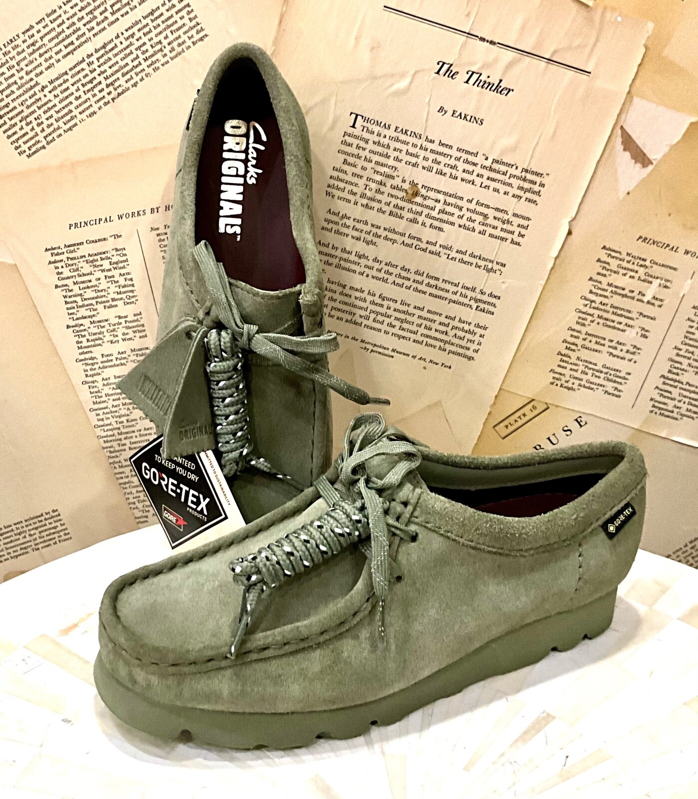 Anthropologie Clarks Wallabee GTX Flats Khaki Green Suede Laces Eva Sole 7.5 NEW