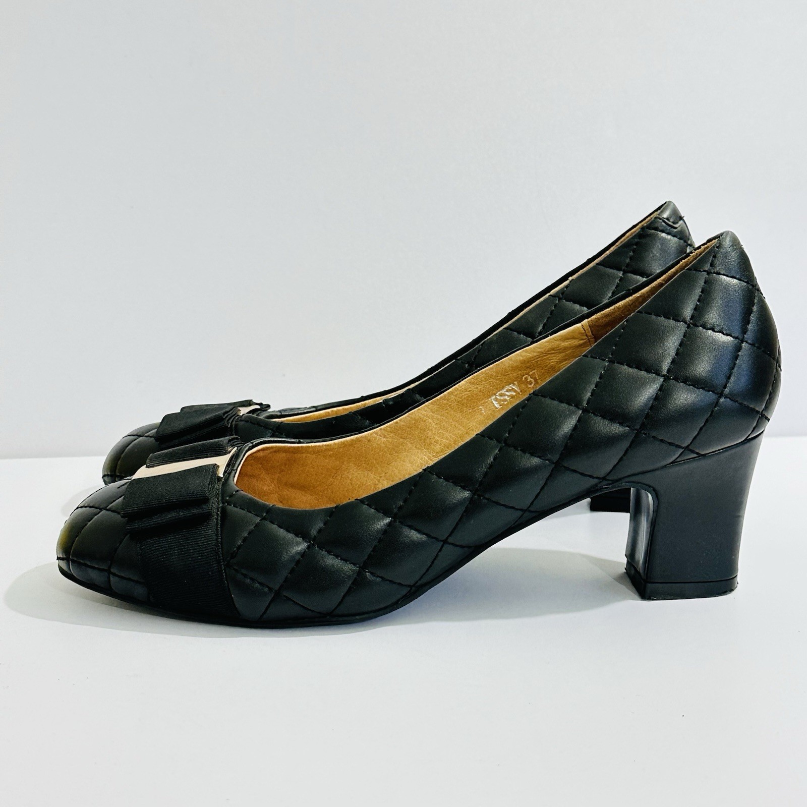 Blue Illusion Womens Black Quilted Leather Pumps Bow Detail EU37 AU6