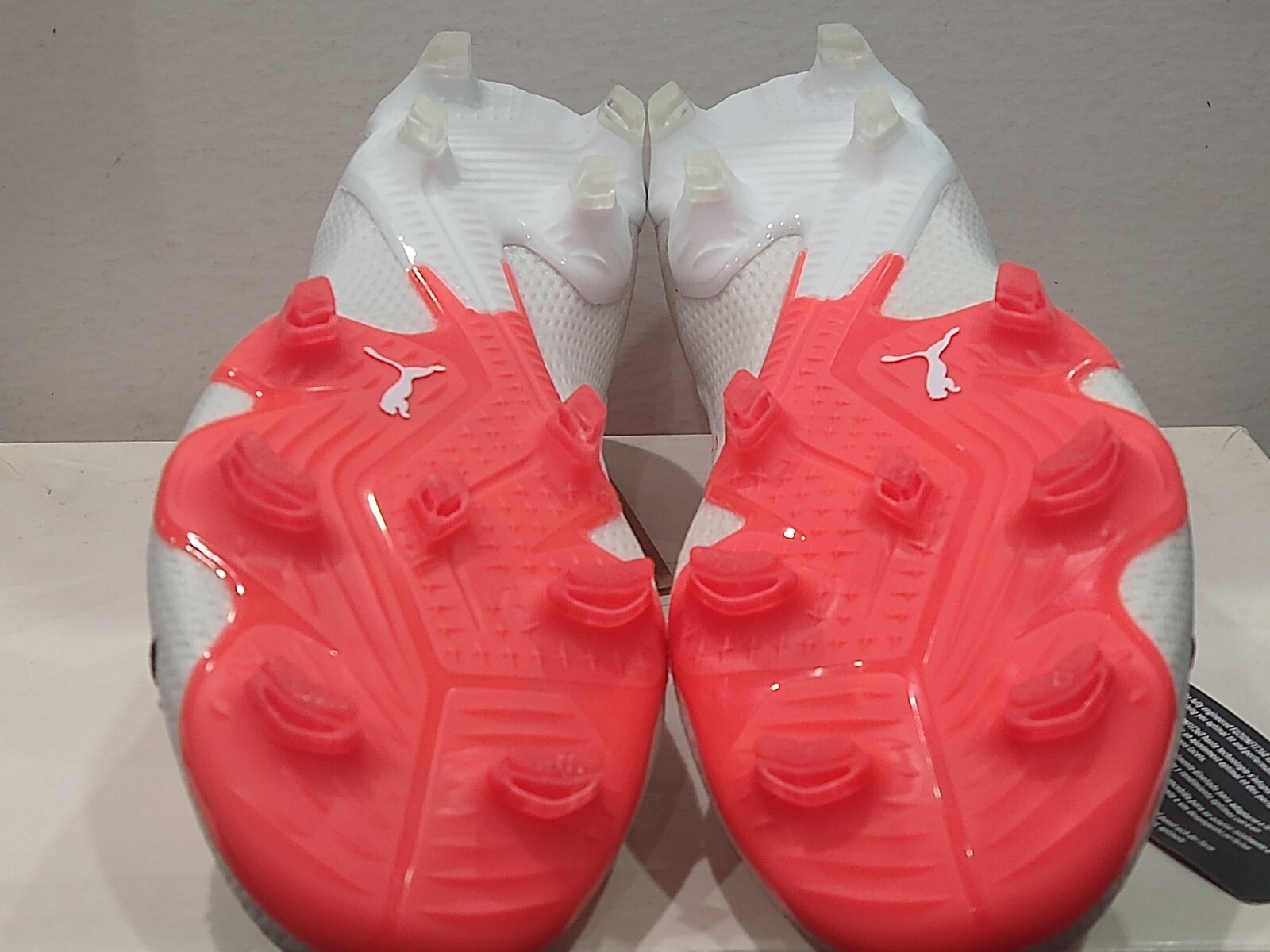 Puma WOMEN’S Future Ultimate FG AG Soccer – Size: 10.5 – 107356 01 – White / Red