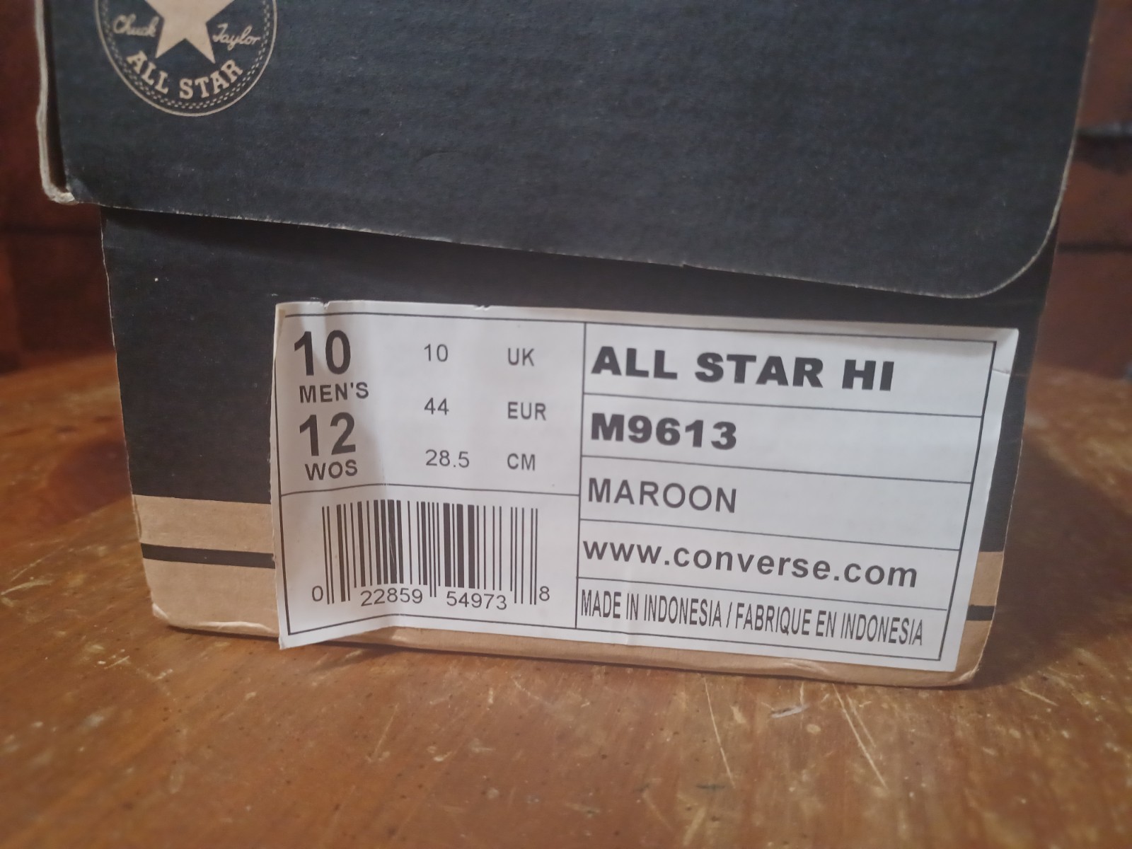 Rare TWILIGHT SAGA BREAKING DAWN Custom Painted CONVERSE Chuck Taylor SIZE 10