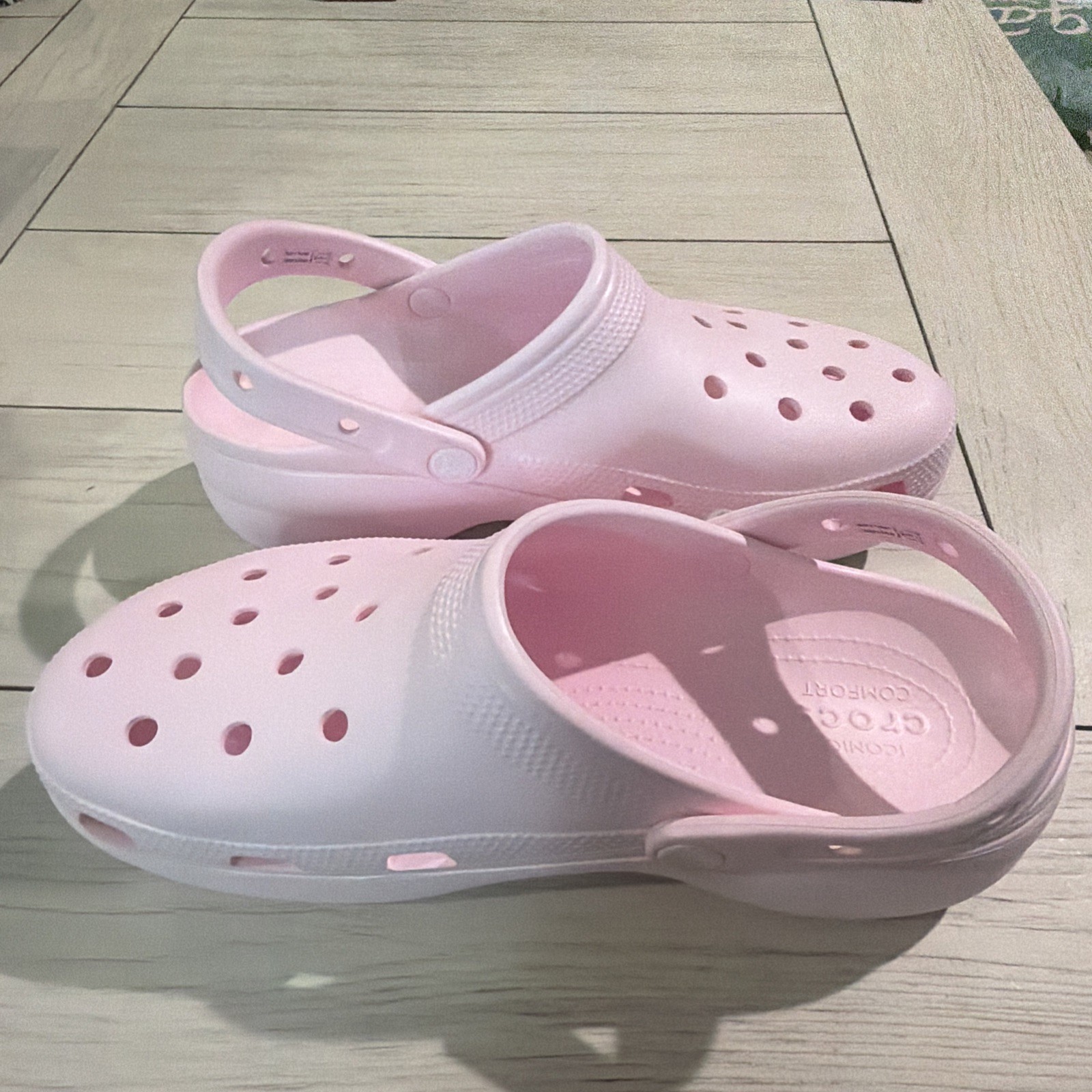 NEW Iconic Crocs Crush Platform Clogs Pearl Accent Comfort Light Pink Women’s 11