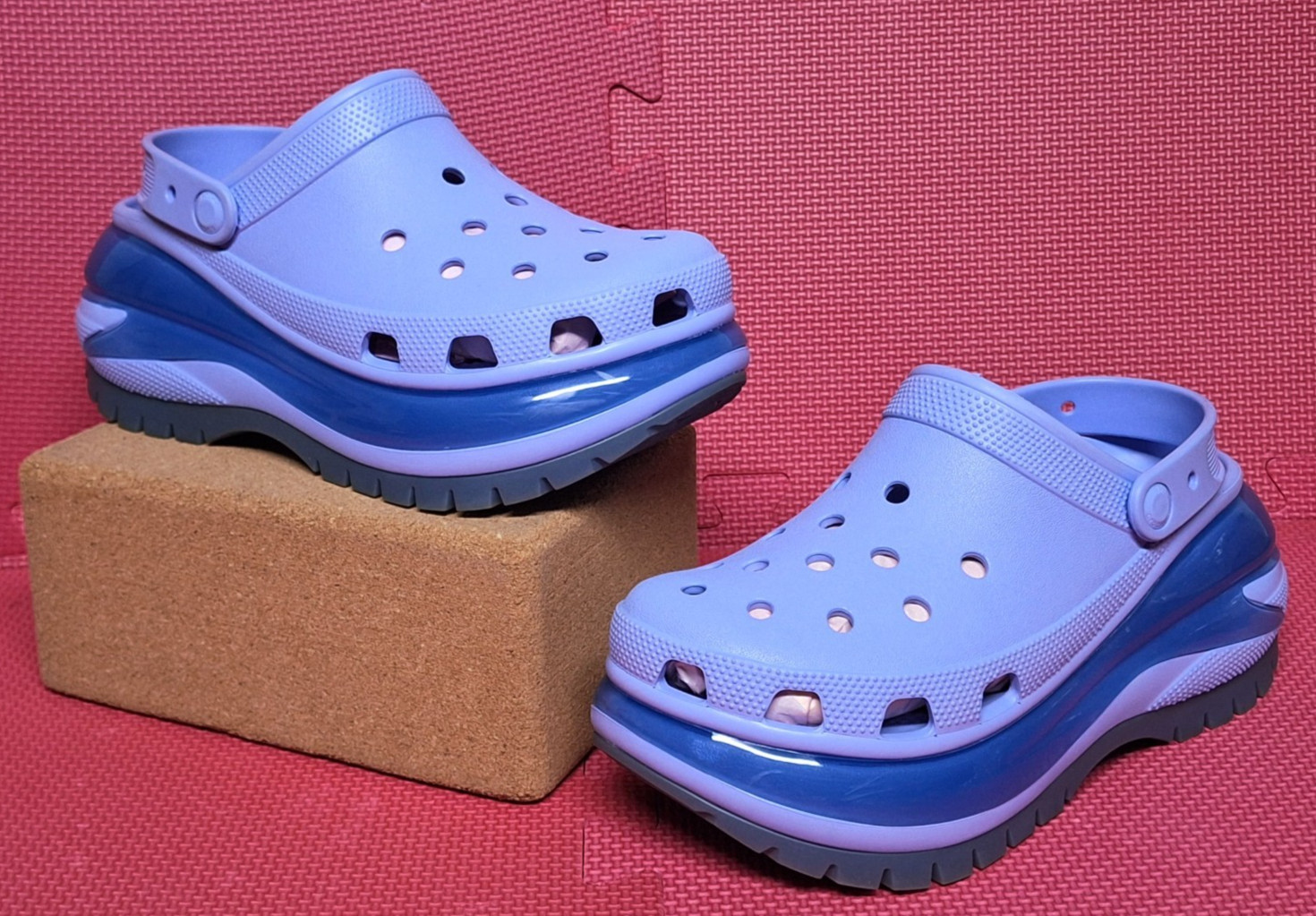 Crocs Mega Crush Platform Clog Shoes Moon Jelly Purple Lavender Size 9 Women’s