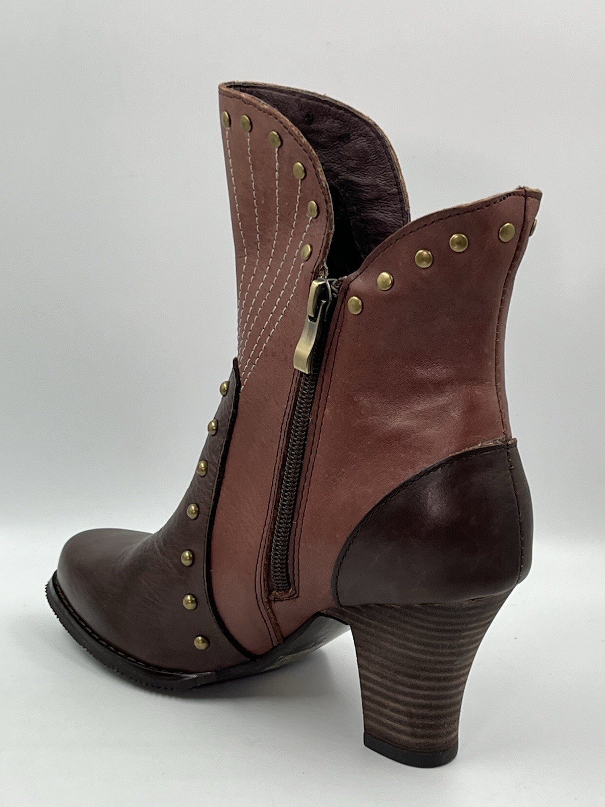 L’artiste Spring Step Quiddity Studded Brown Leather Mid Calf Heeled Boots Sz 6M