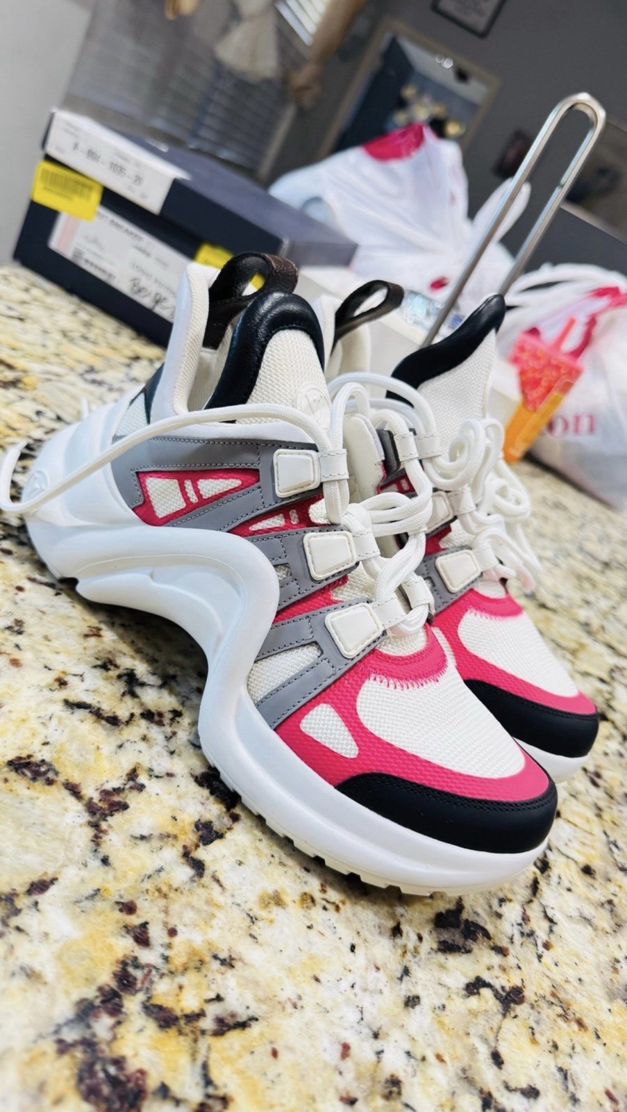 Louis Vuitton Archlight Sneakers White Monogram Mesh Trainer EU 35 Women