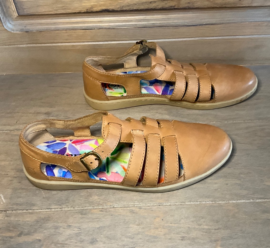 Born Caged Fisherman Sandal Flat W8.5 UK6.5 Tan Leather Huarache Boho EUC