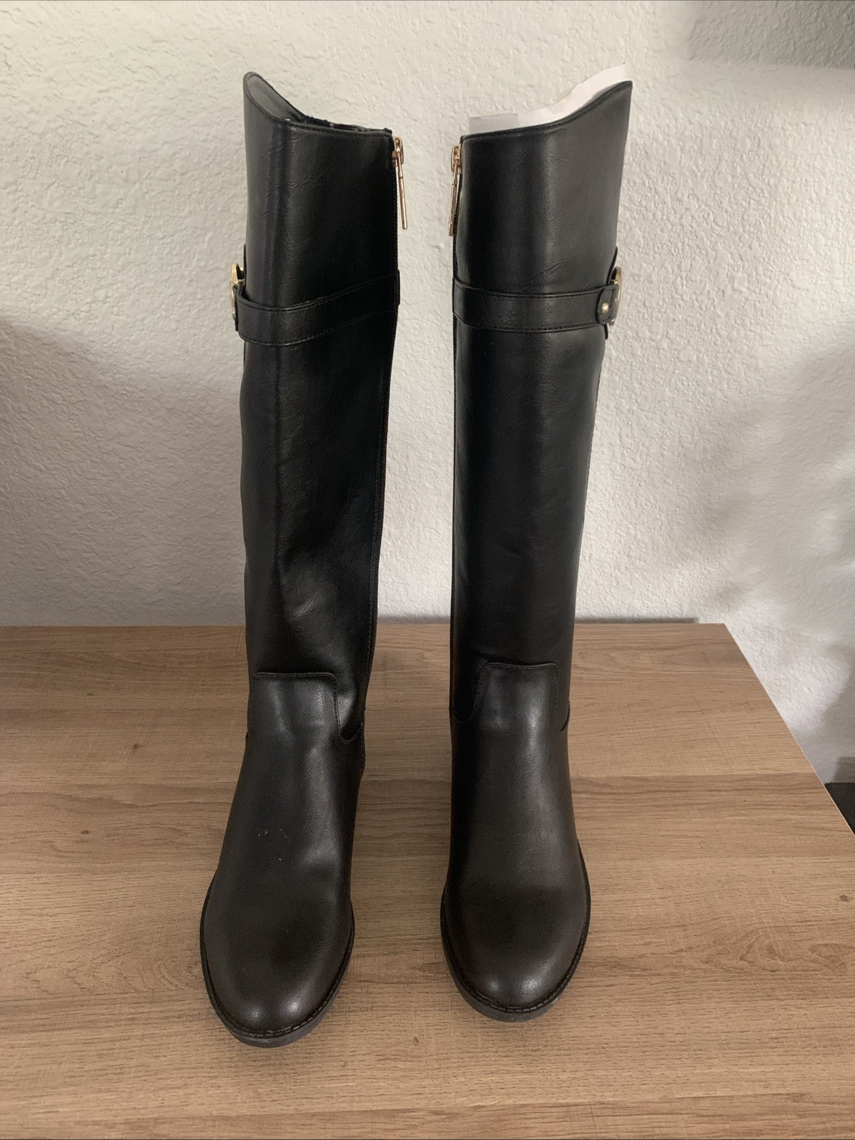 Tommy Hilfiger Women’s Boots 6.5 New