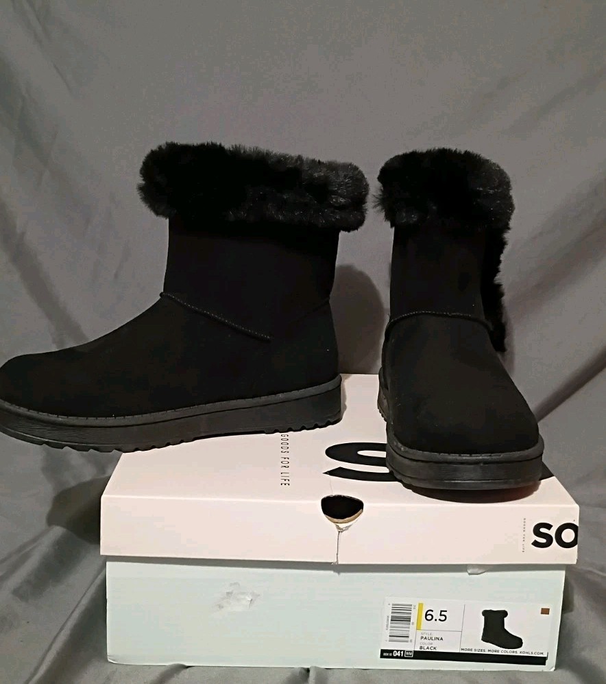So Goods For Life Paulina Black Furry Boots – Womens 6.5M