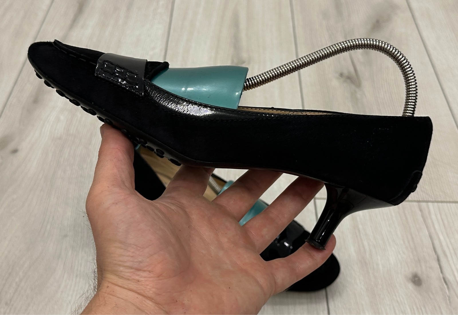 Tod’s Black Suede Patent Leather Gommino Loafer Kitten Heel Pumps Shoes EU 38