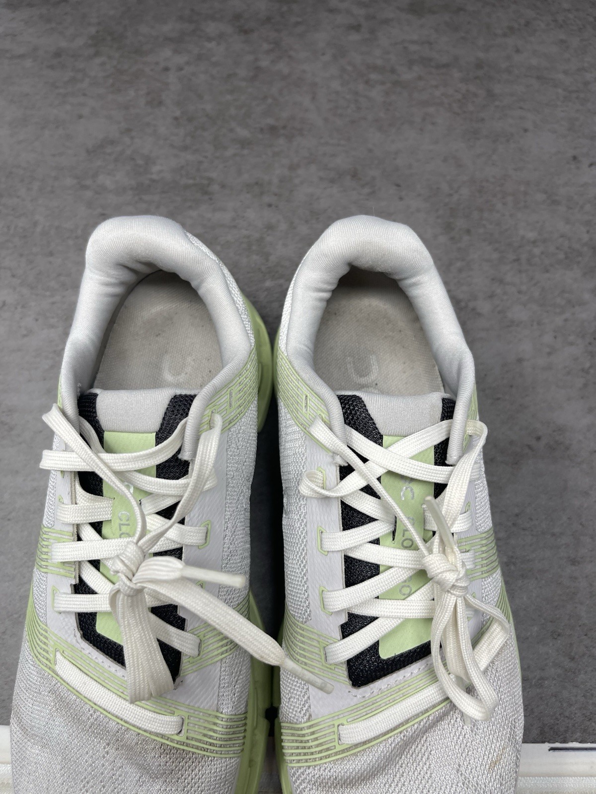 On Cloudgo Sneakers Womens Size 7.5 Green Athletic Running