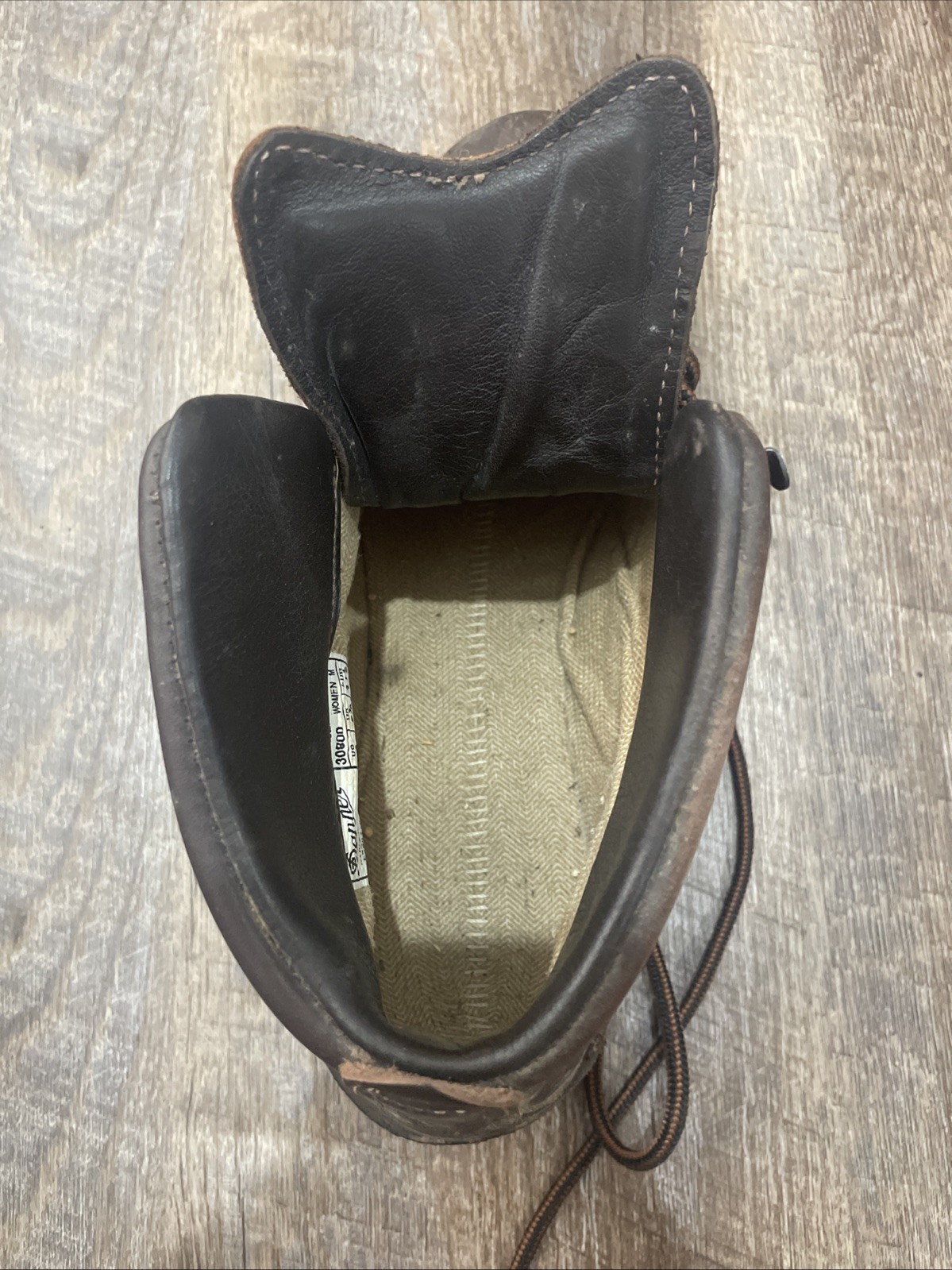 Danner Mountain Light II Women’s Hiking Boots Brown Leather Goretex Size 9 30800