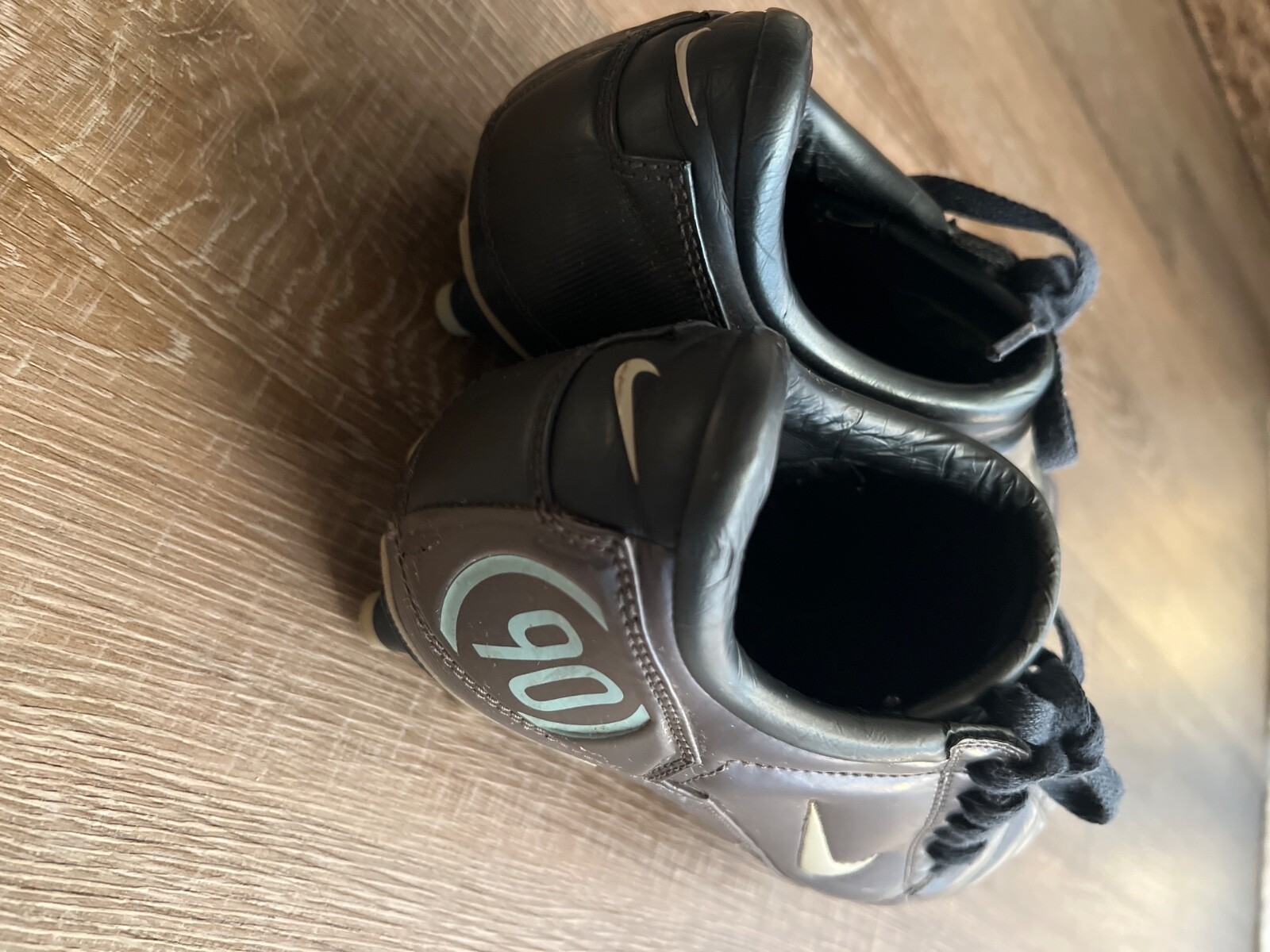 Nike total 90 III FG women soccer cleats  US size 9 (312860-011)