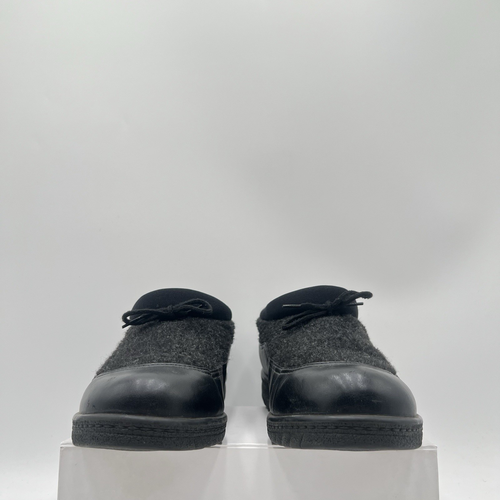 Wanderlust Shoes Women’s 9M Black Wool Felt Slip On Clogs Waterproof Black