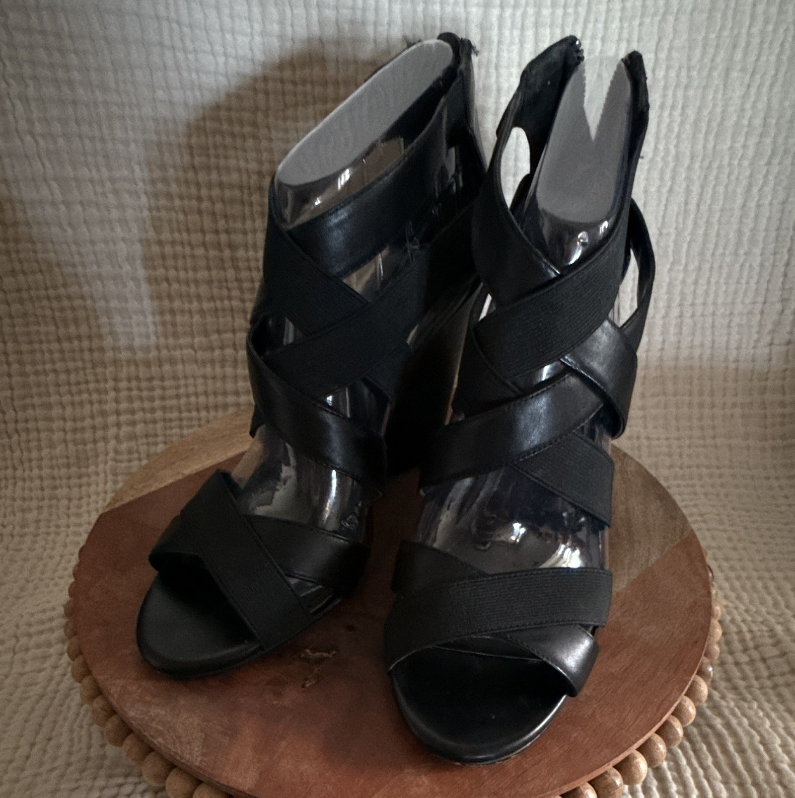 BCBGeneration Black Leather Strappy Wedge Sandals Ankle Strap Zip Back 9.5M