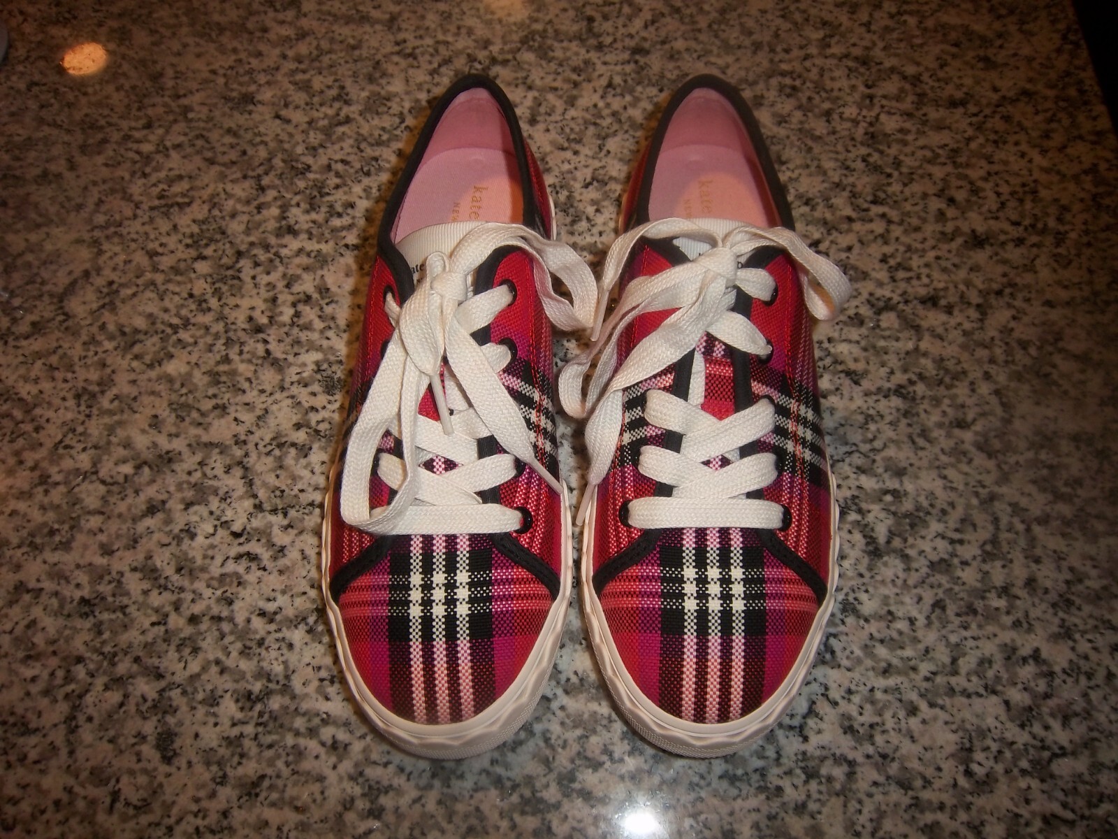 WOMENS SIZE 5.5 KATE SPADE PINK/RED/WHITE/BLACK PLAID TENNIS SHOES – NWOB