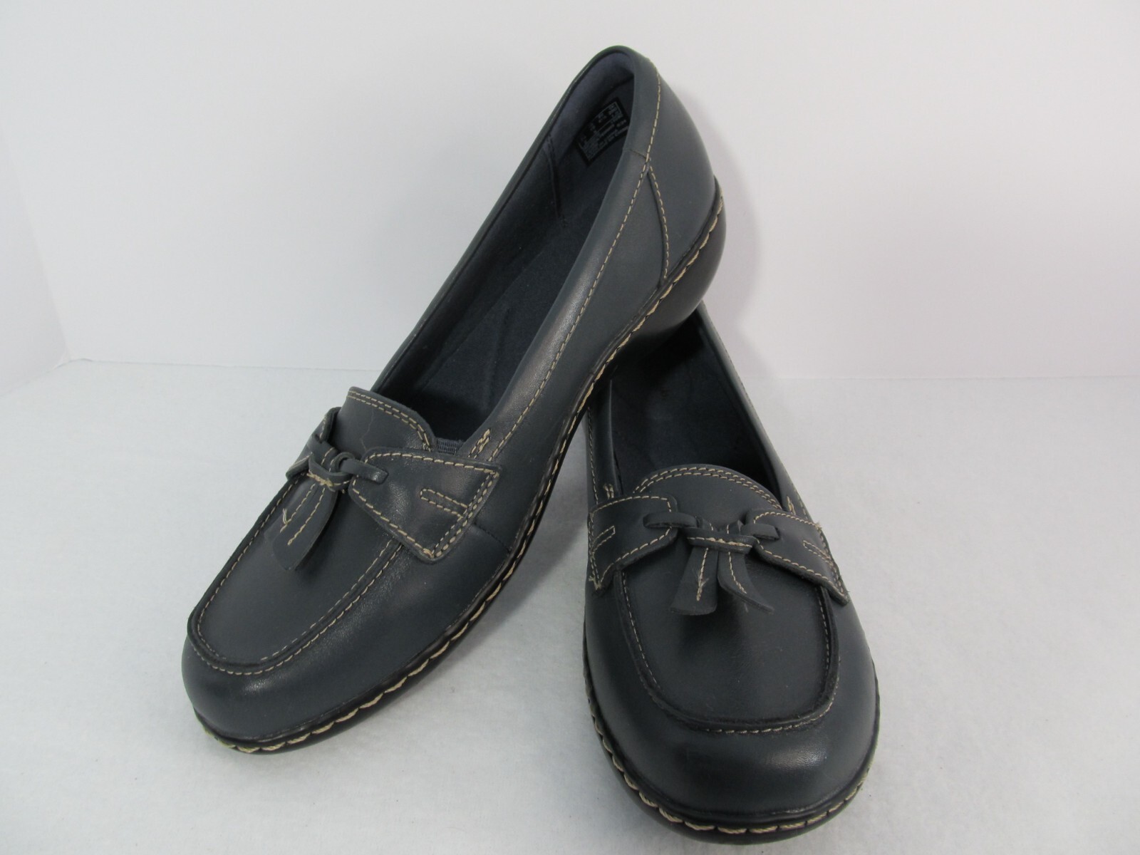 Clarks Women’s Ashland Bubble Loafer Navy 10N