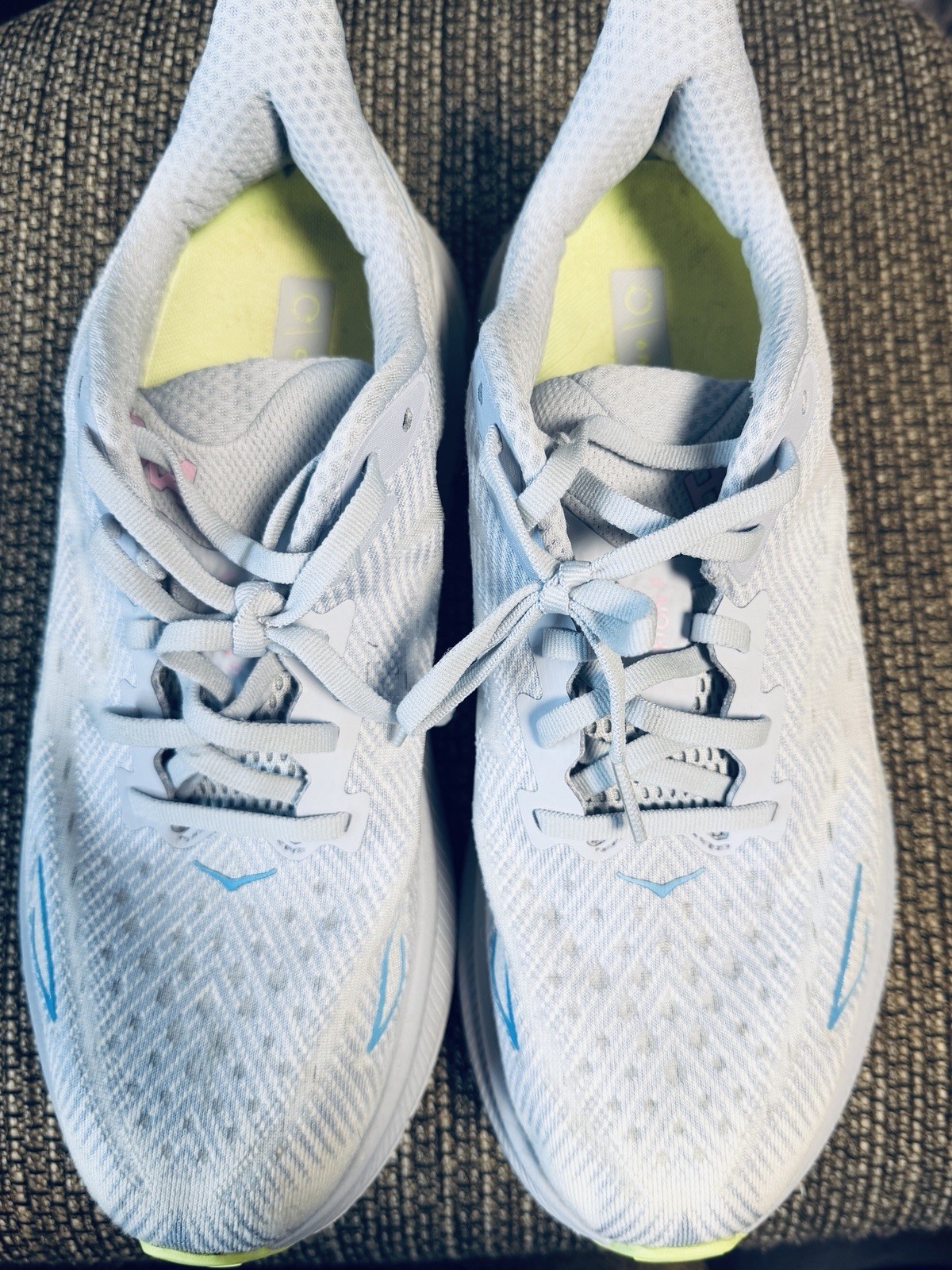 US Women’s Size 9.5D Wide HOKA Clifton 9 Gull/ Sea Ice. Clean
