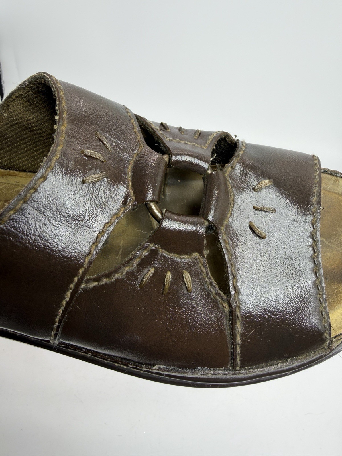 VTG 90’s Lower East Side Brown Center Ring Chunky Sandals Flower Cut Woman’s 9.5