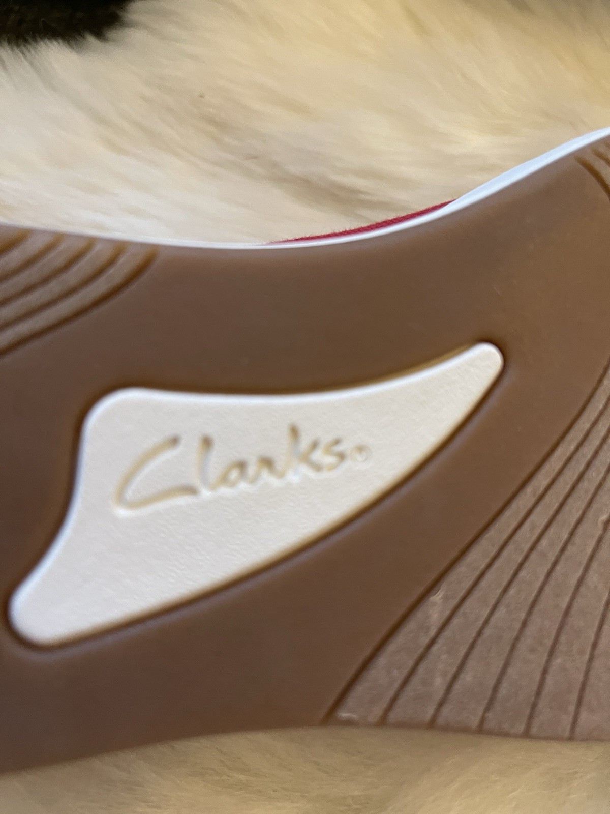Clarks Cloudsteppers Red White BreezeSky Air 11 NWOB Sporty Preppy Flats Comfort