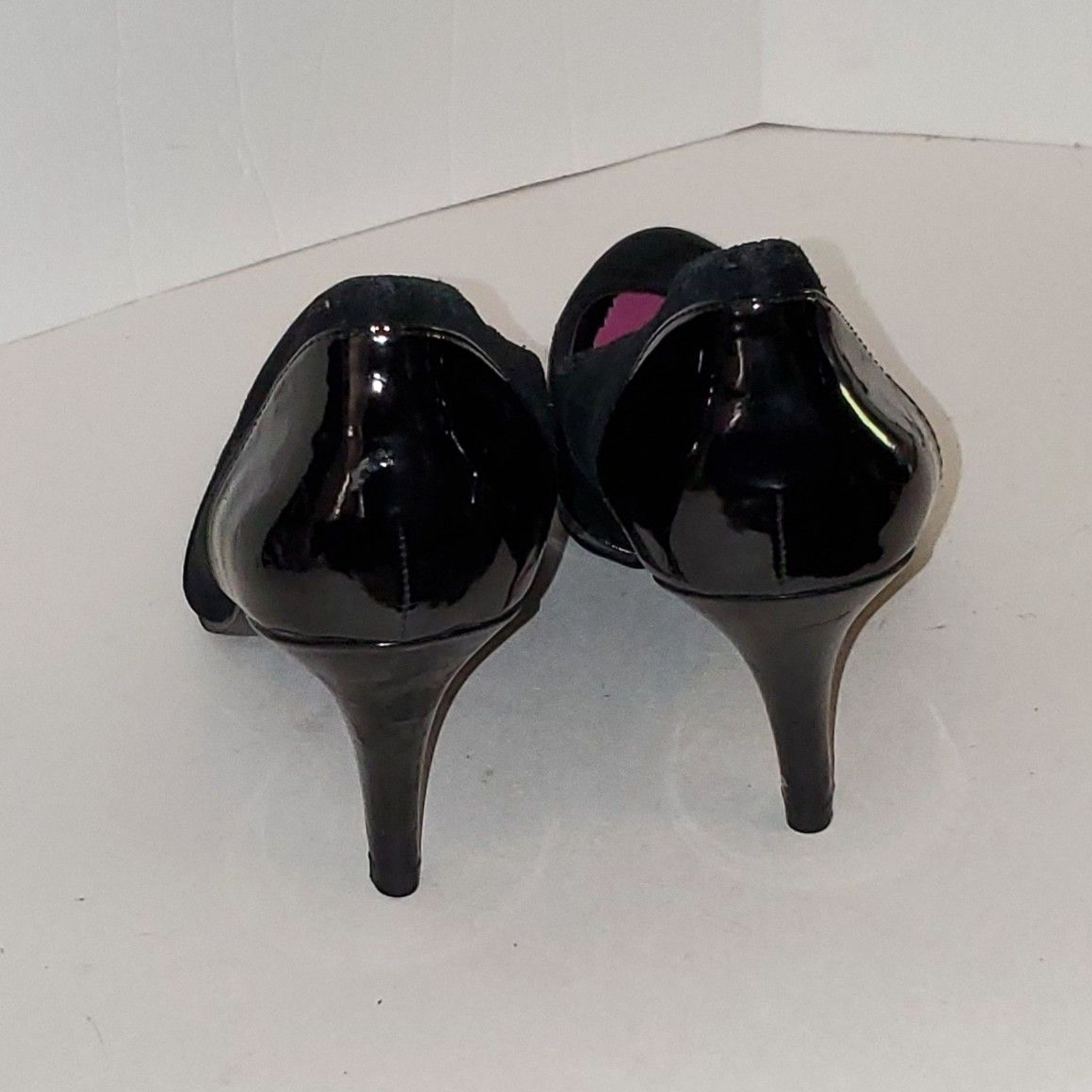 Isaac Mizrahi For Target Women’s Pumps Black Suede and Faux Patent Leather 9.5