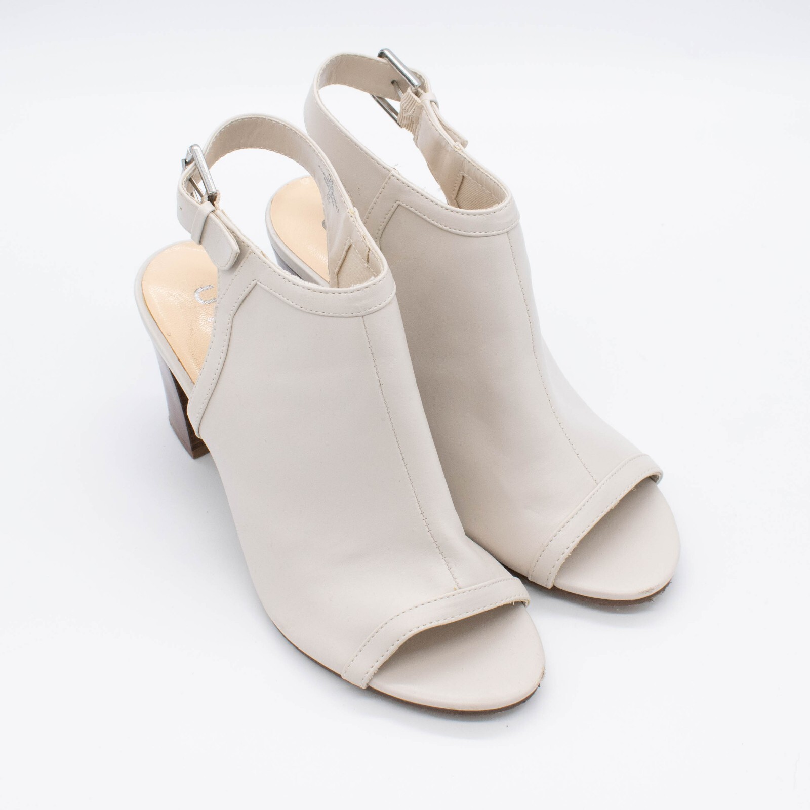 UNISA Unpaxxi Ivory Dress Shootie, 7.5 M