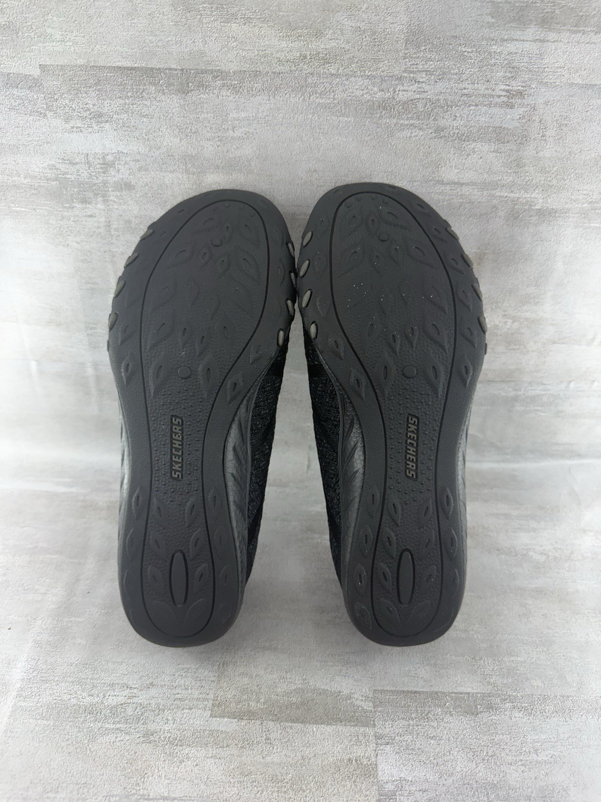 Skechers Relaxed Fit Air Cooled Memory Foam 23028 Women Sz 8 Slip On EXCELLENT