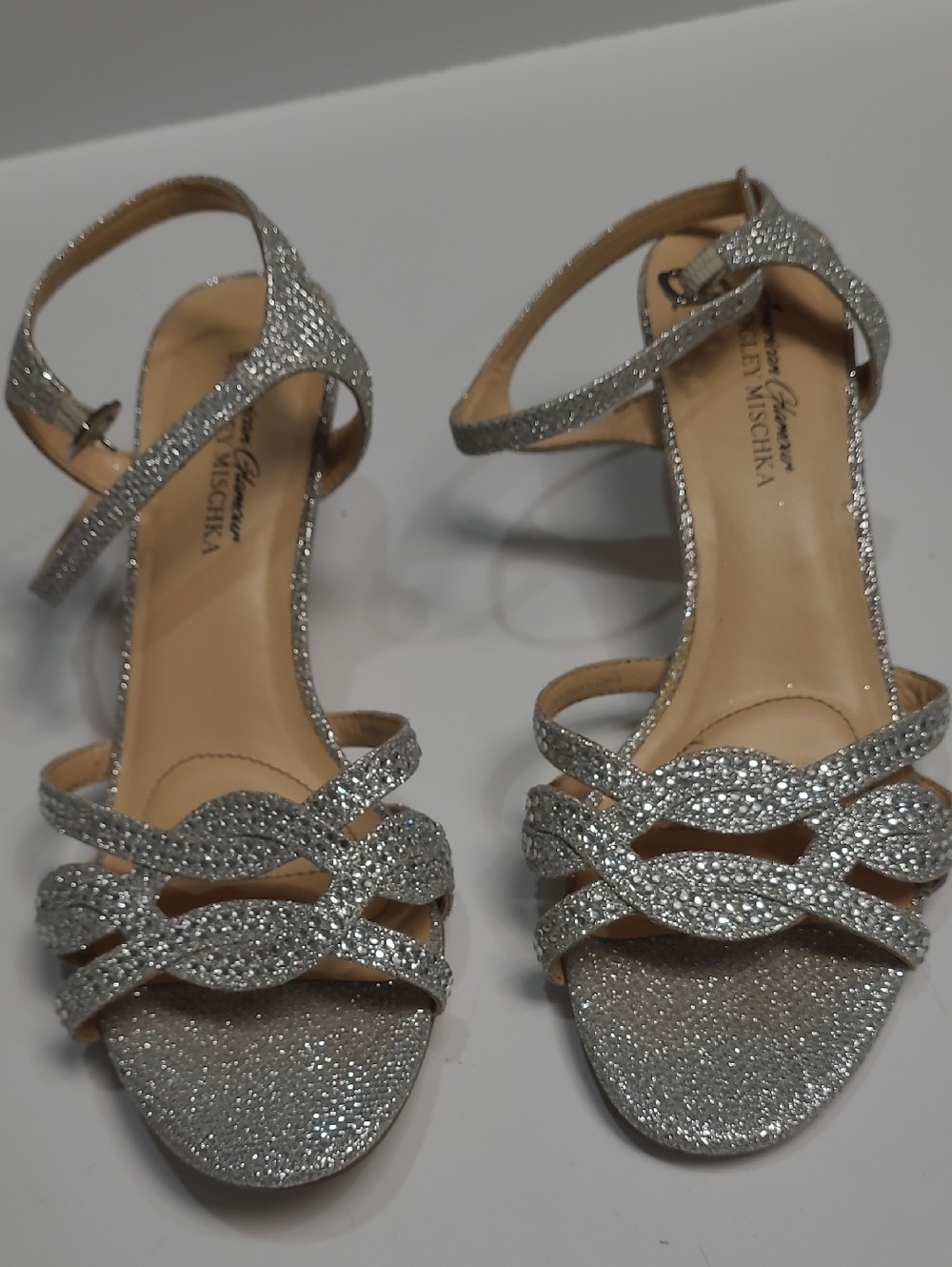 American Glamour Badgley Mischka Evening Sandals – Silver Glitter – Size 8