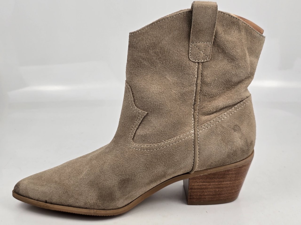 Lisa Vicky Women’s Taupe Suede Western Ankle Boots US Size 10M