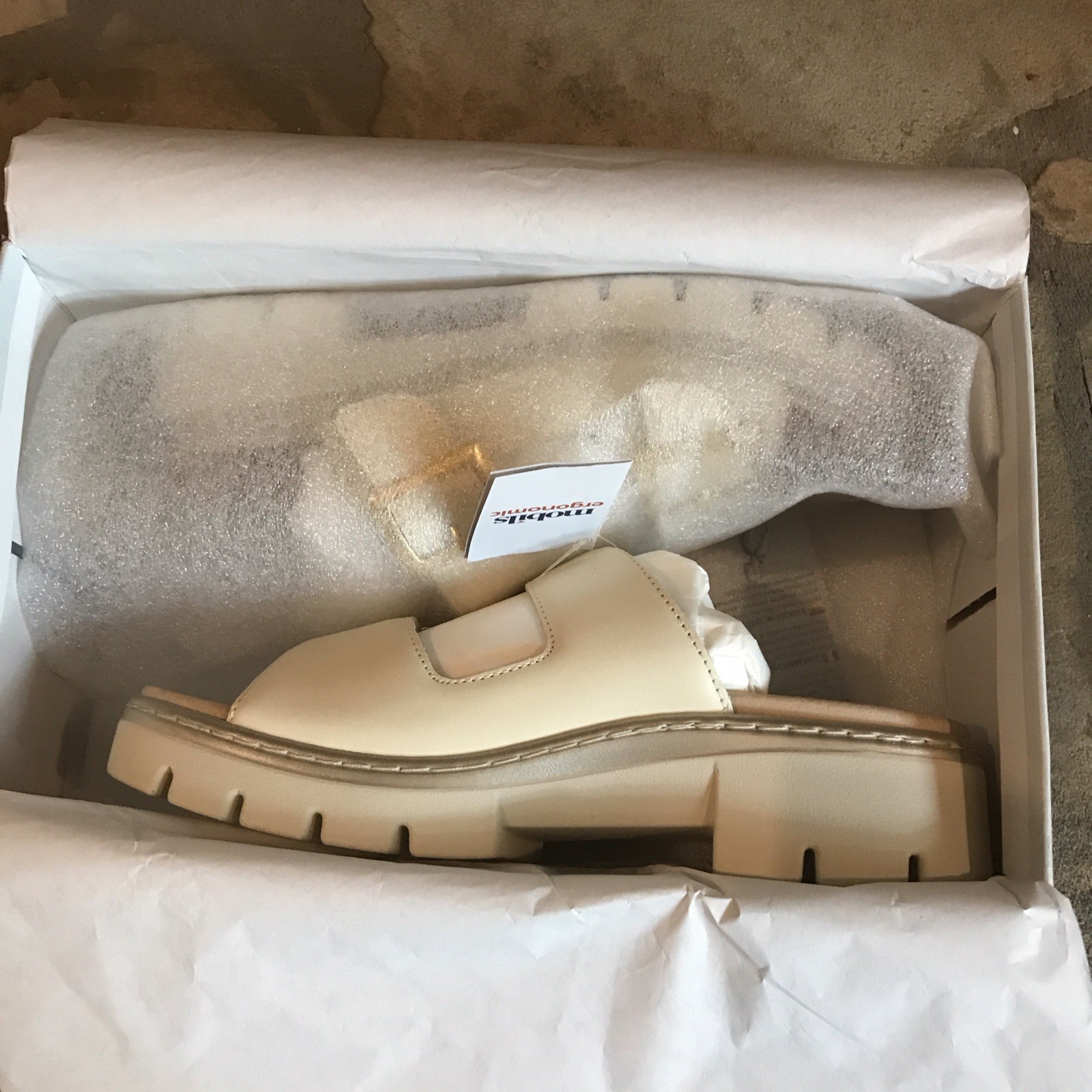 Mobils Ergonomic Off White Leather Slide Sandals Buckle Adjustable Strap 8