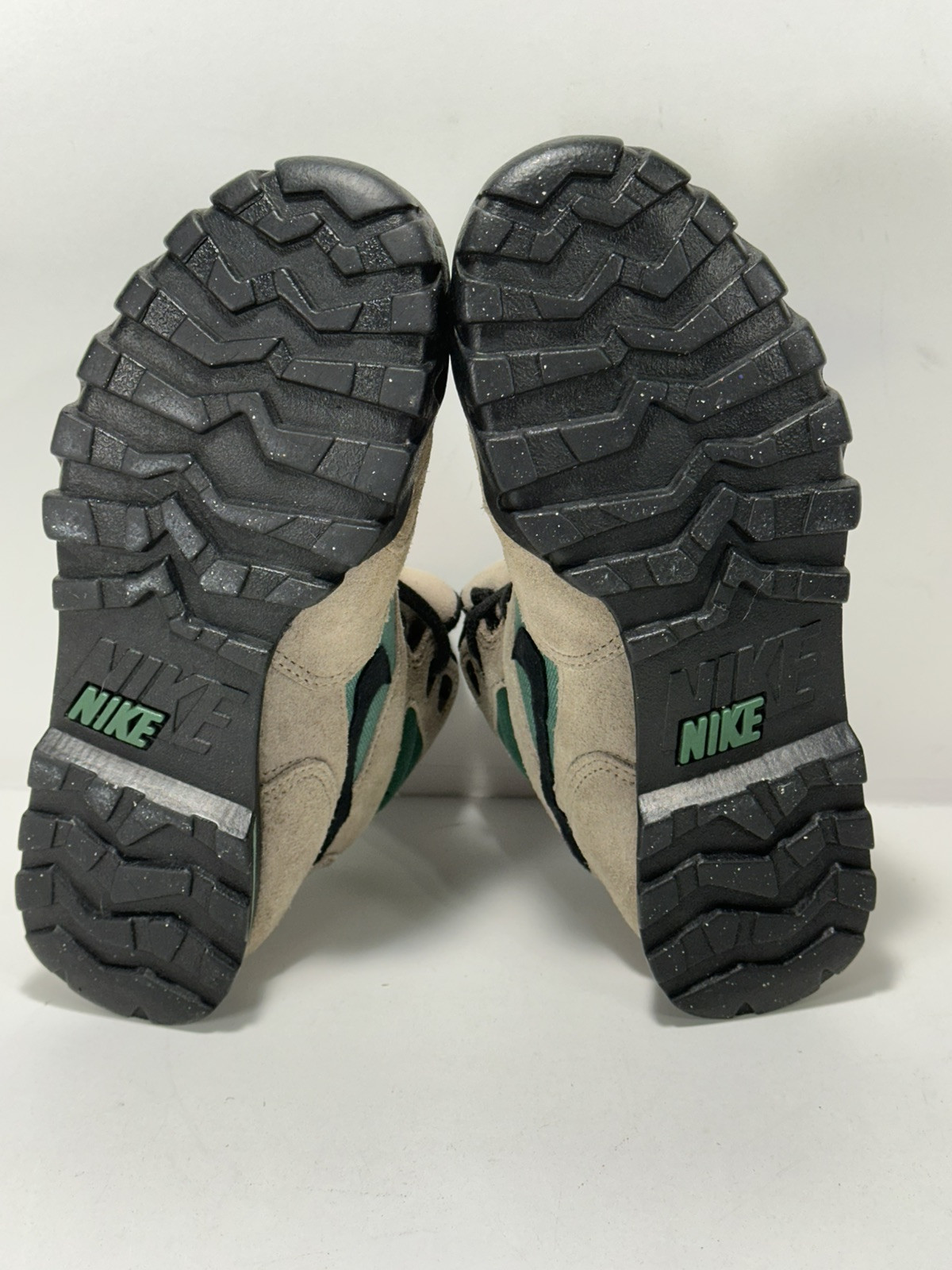 Vintage 90s Nike Caldera Hiking Boots Suede Women’s 6.5 Black Brown Green EUC!
