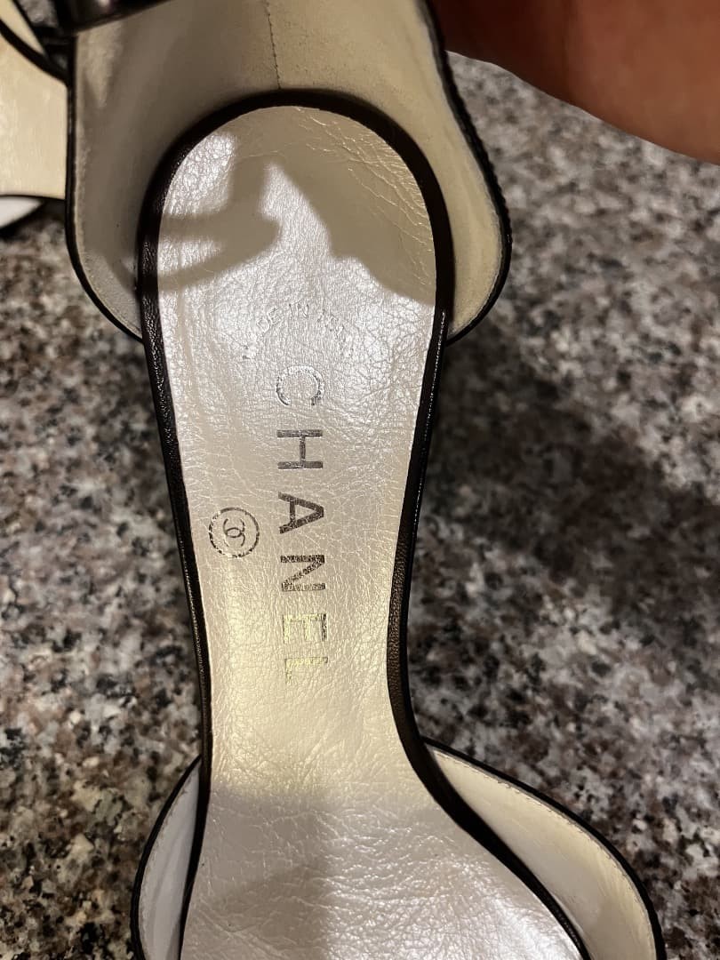 CHANEL Pearl Coco Mark Pumps Ribbon Patent Leather Black White Women EU37.5/US7