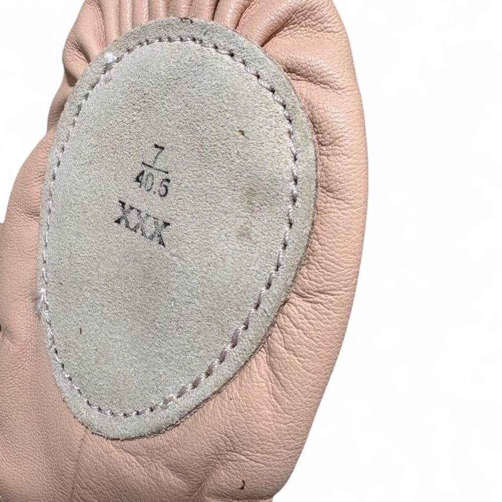 Pink leather split sole ballet slippers with criss cross elastic straps Size 7