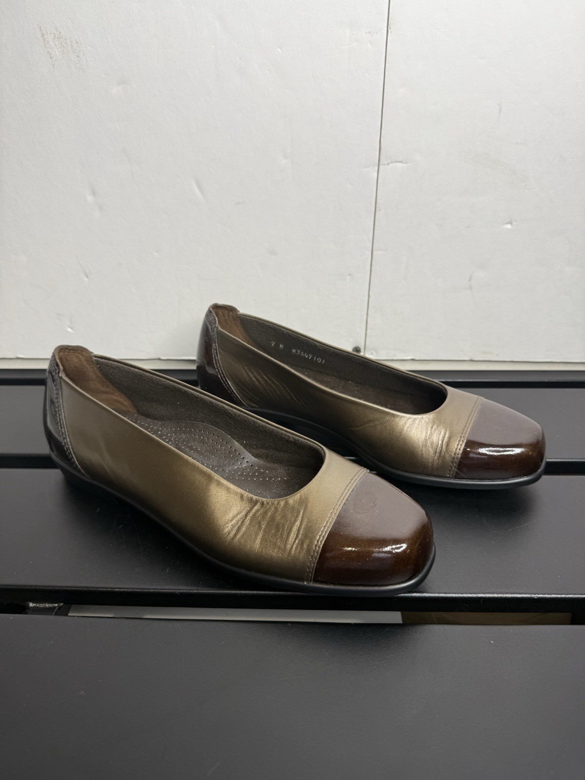 SAS Tripad Coco Ballet Women’s Size 7 N Gold Metallic Cap Toe Slip-On Flat