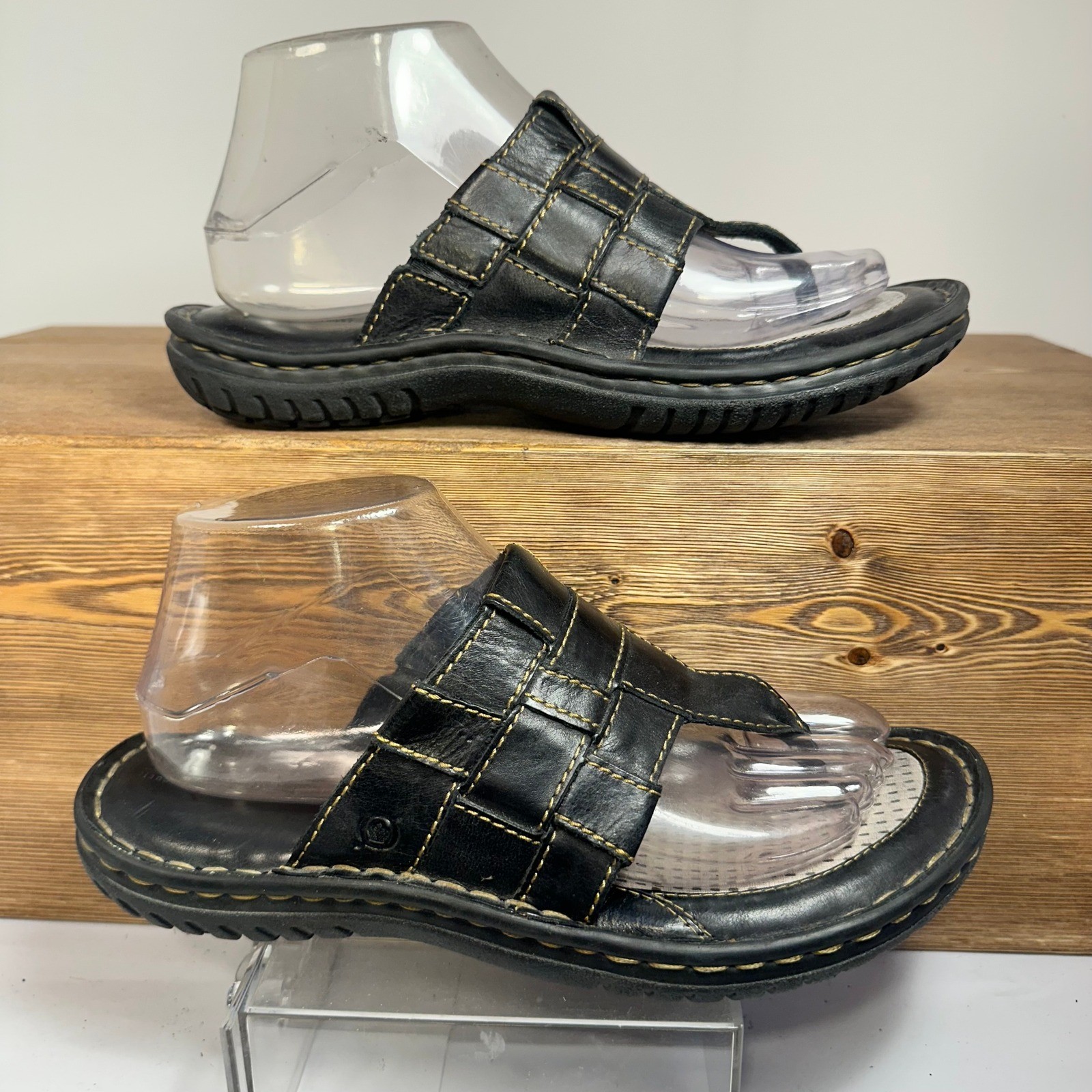 Born Leather Woven Thong Sandals Womens 8/39 Comfort Boho Casual Travel Resort