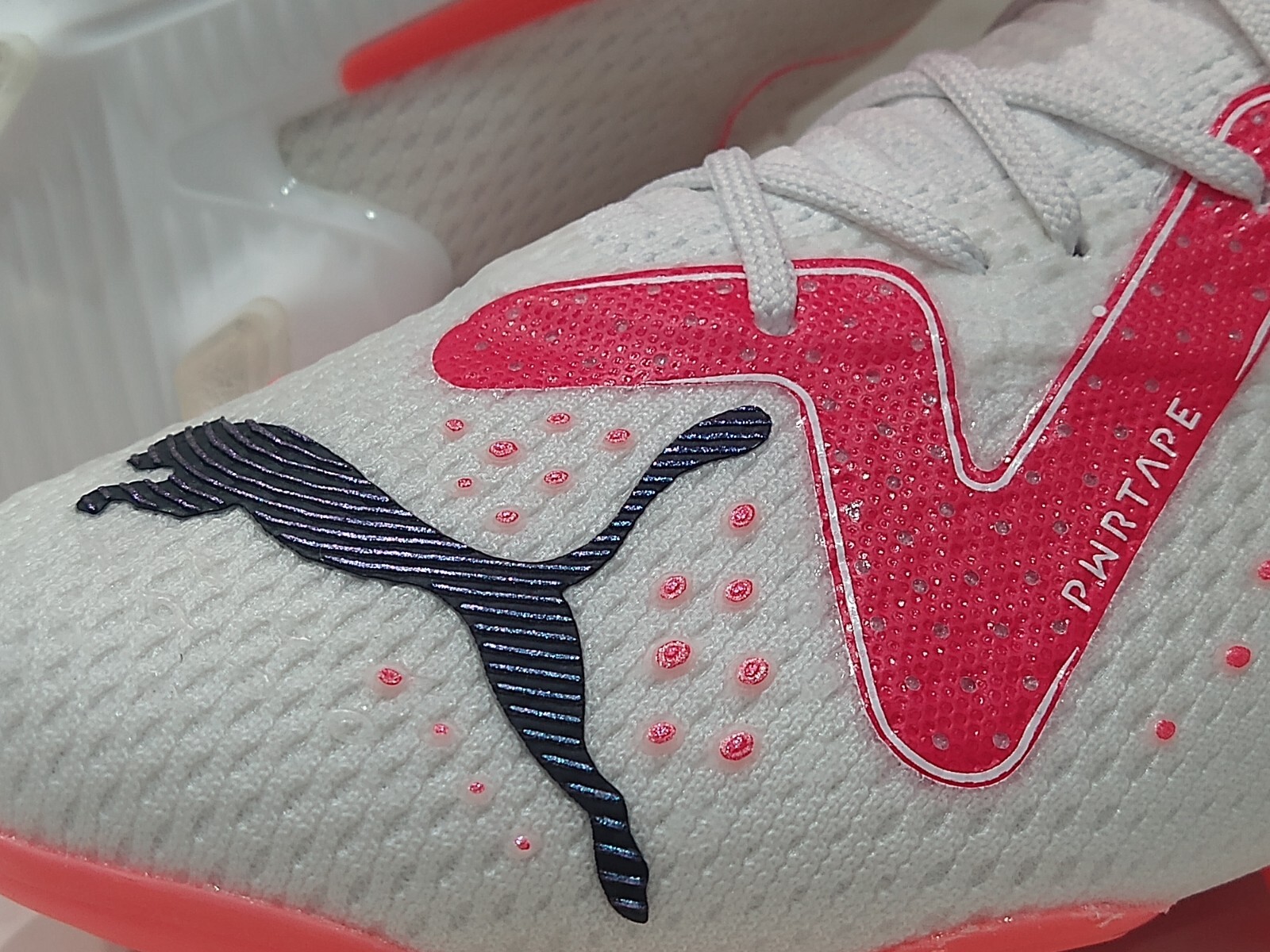 Puma WOMEN’S Future Ultimate FG AG Soccer – Size: 10.5 – 107356 01 – White / Red