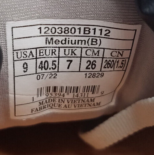 Brooks Ghost 15 Women’s Size 9 B (Medium) Running Shoes Gray *See description