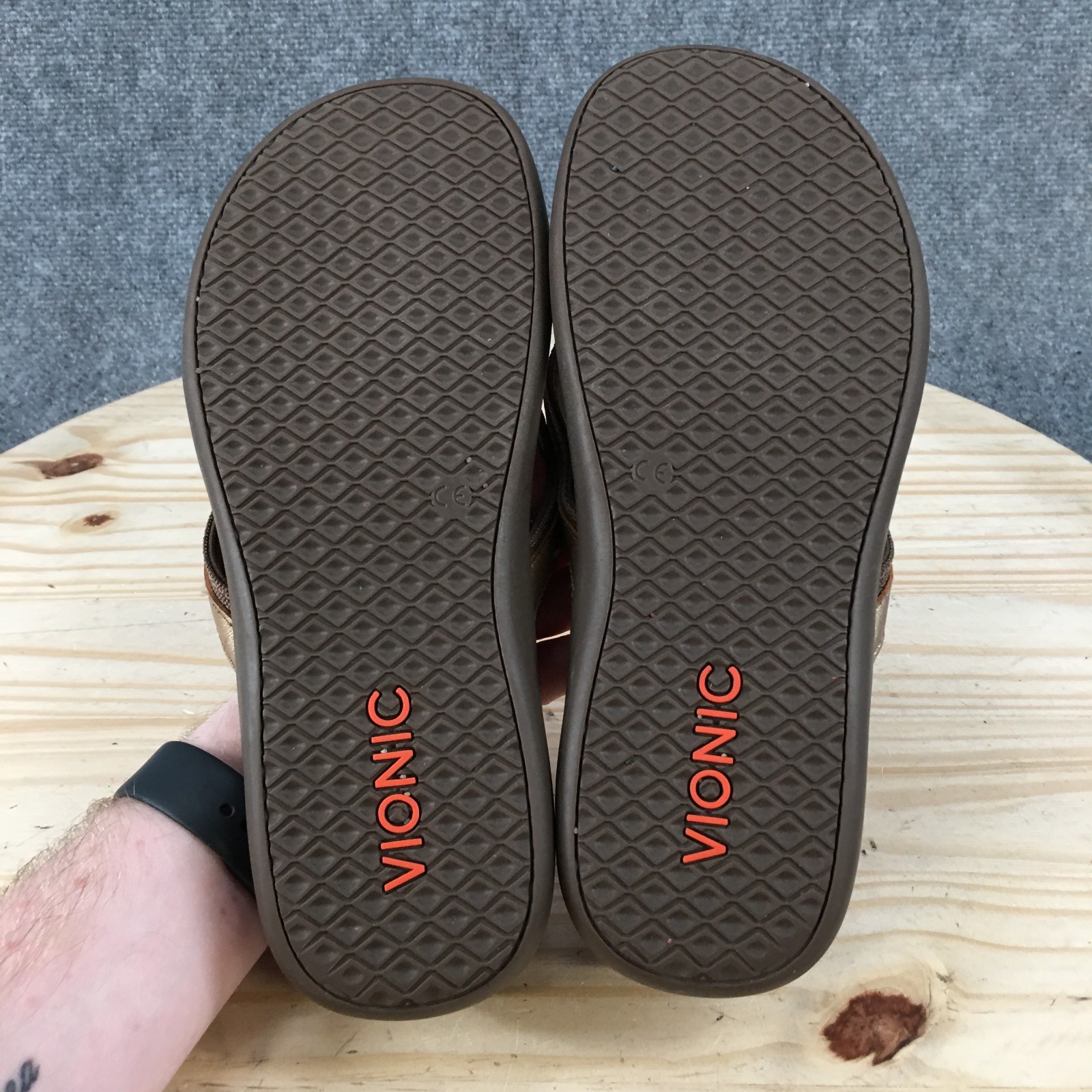 Vionic Sandals Womens 9 Tide II Orthotic Flip Flop Comfort Casual Bronze Brown