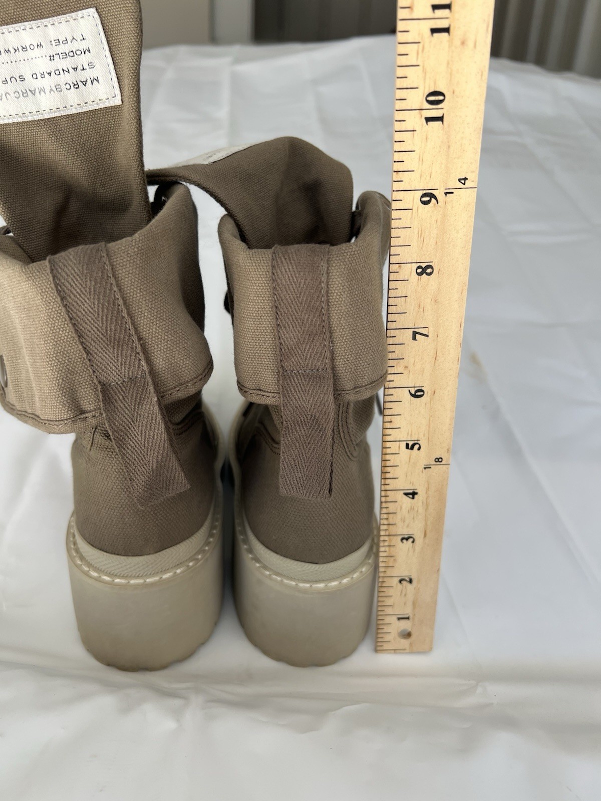 Marc by Marc Jacobs Tan fabric combat Hill/buttons on the side – Lace Up